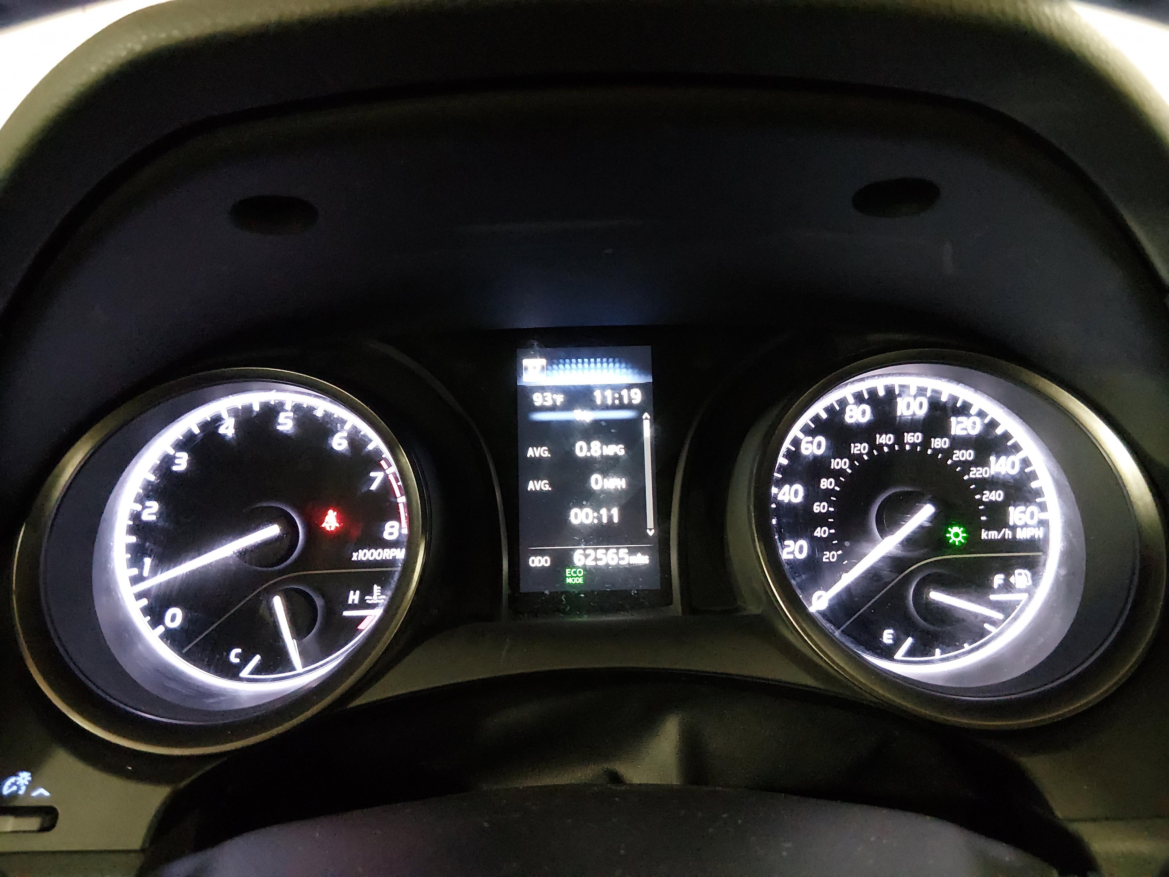 Toyota Camry Se Auto - Thumbnail 14