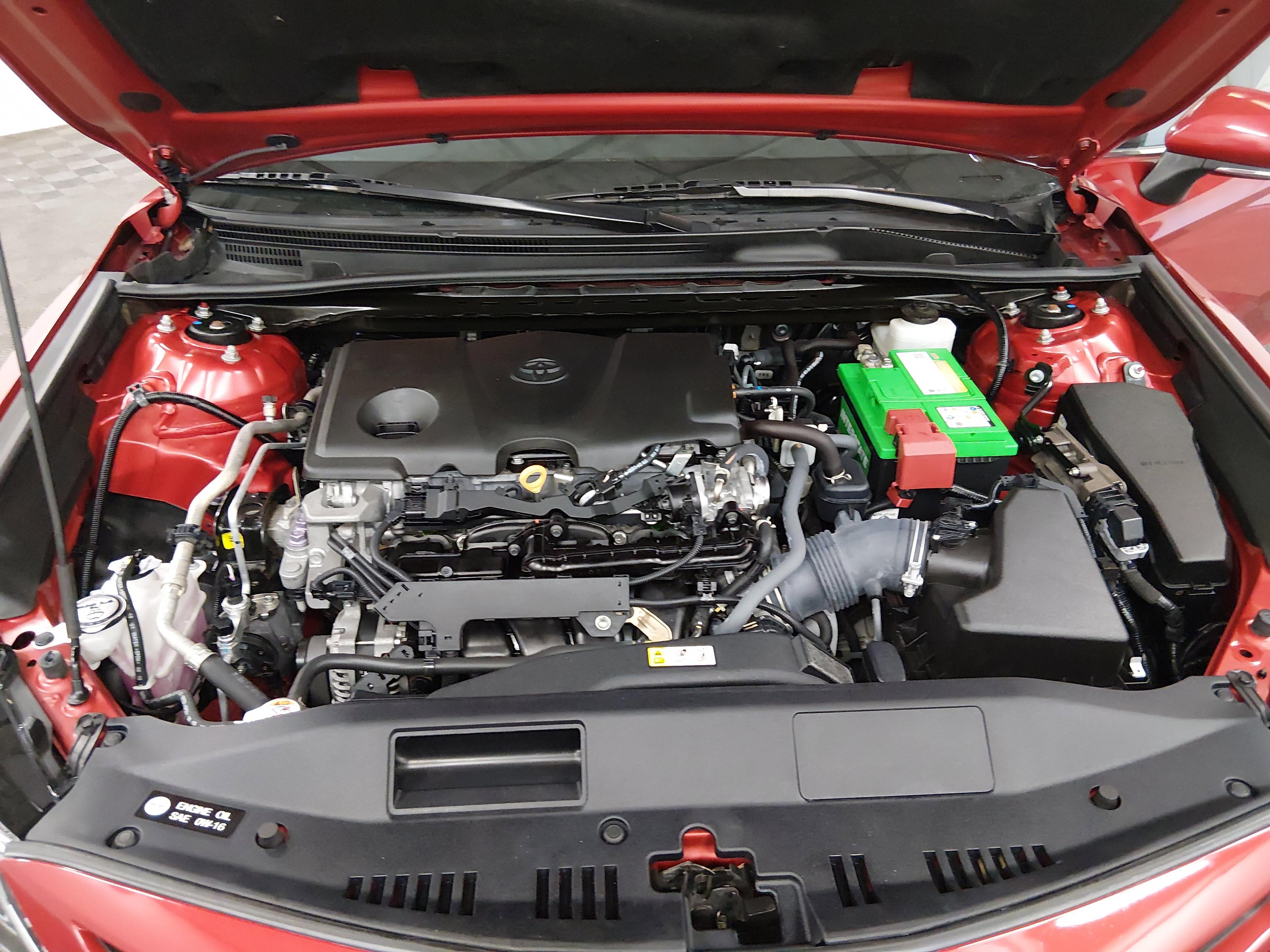 Toyota Camry Se Auto - Thumbnail 9