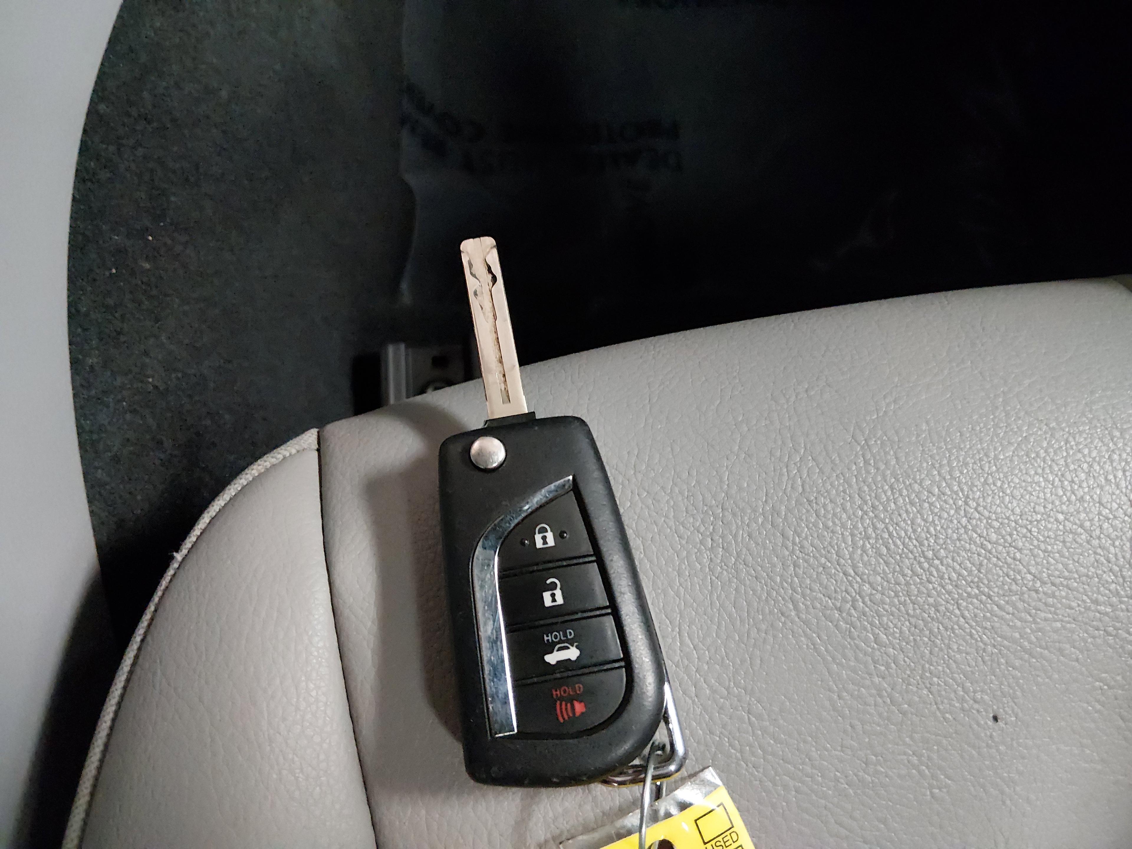 Toyota Camry Se Auto - Thumbnail 15