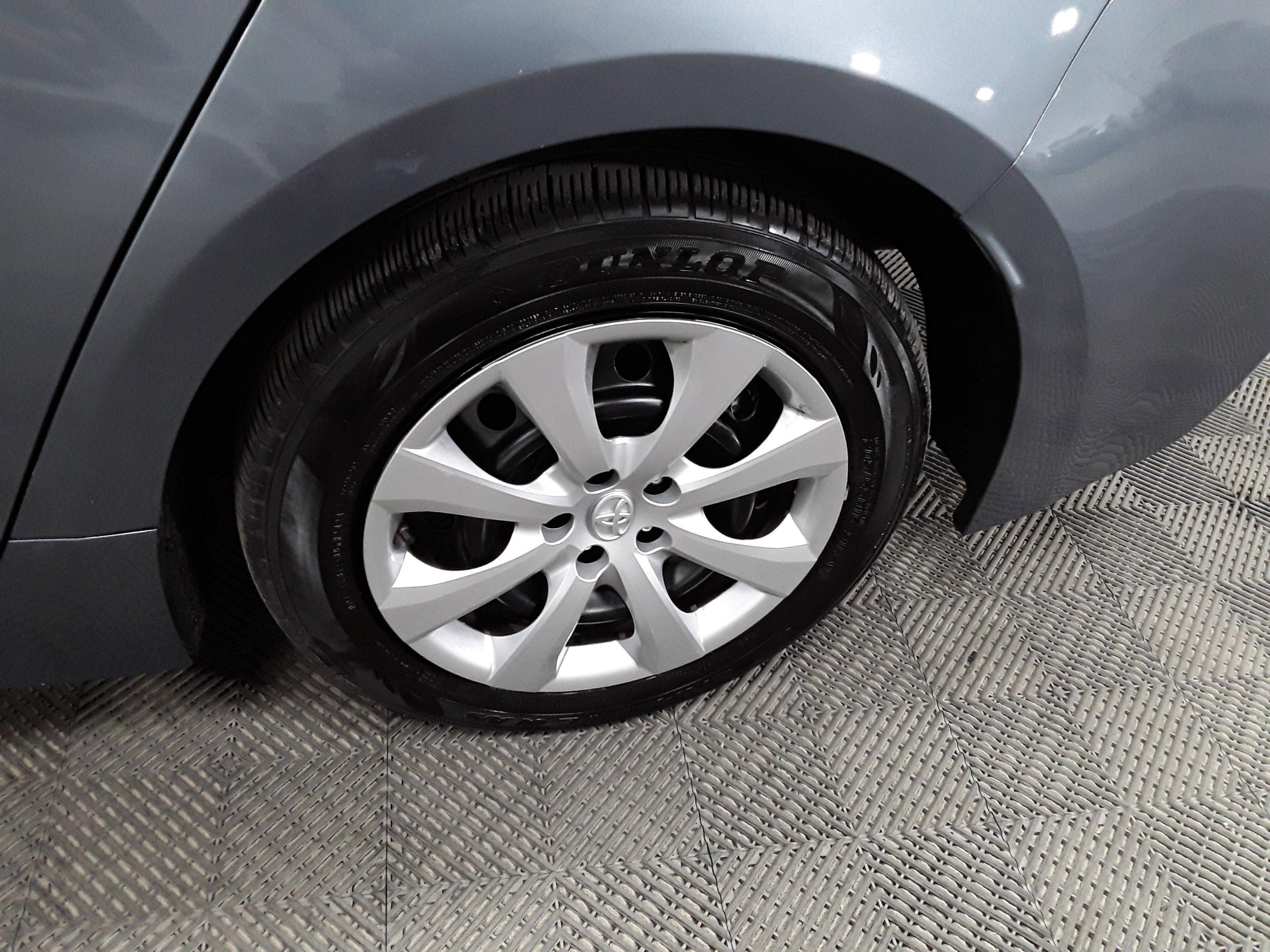 Toyota Corolla Le Cvt - Thumbnail 10