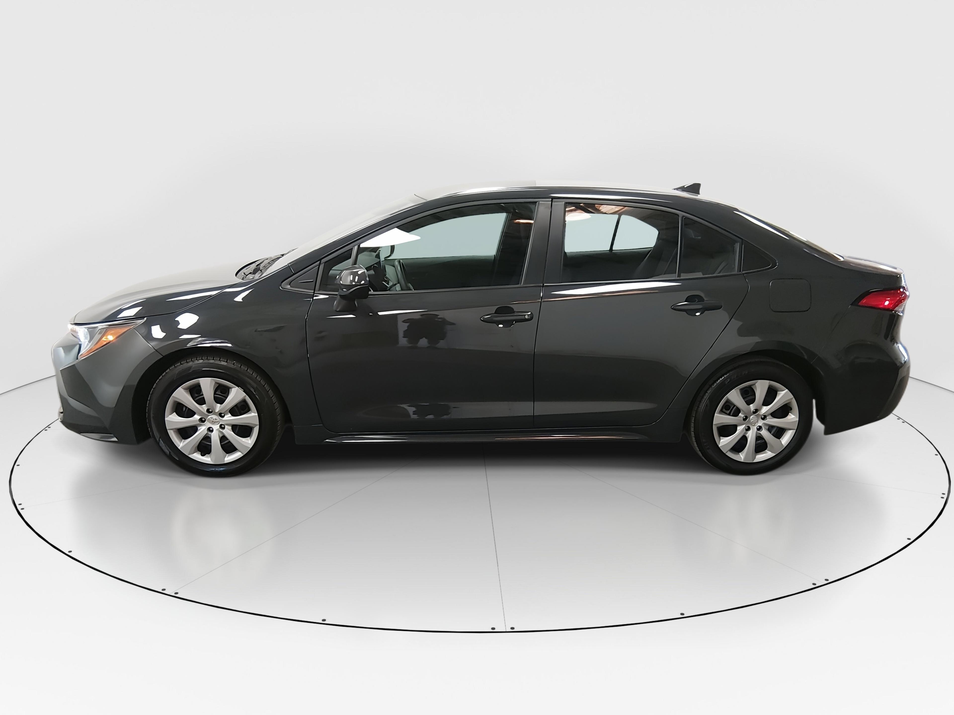 Toyota Corolla Le Cvt - Thumbnail 4