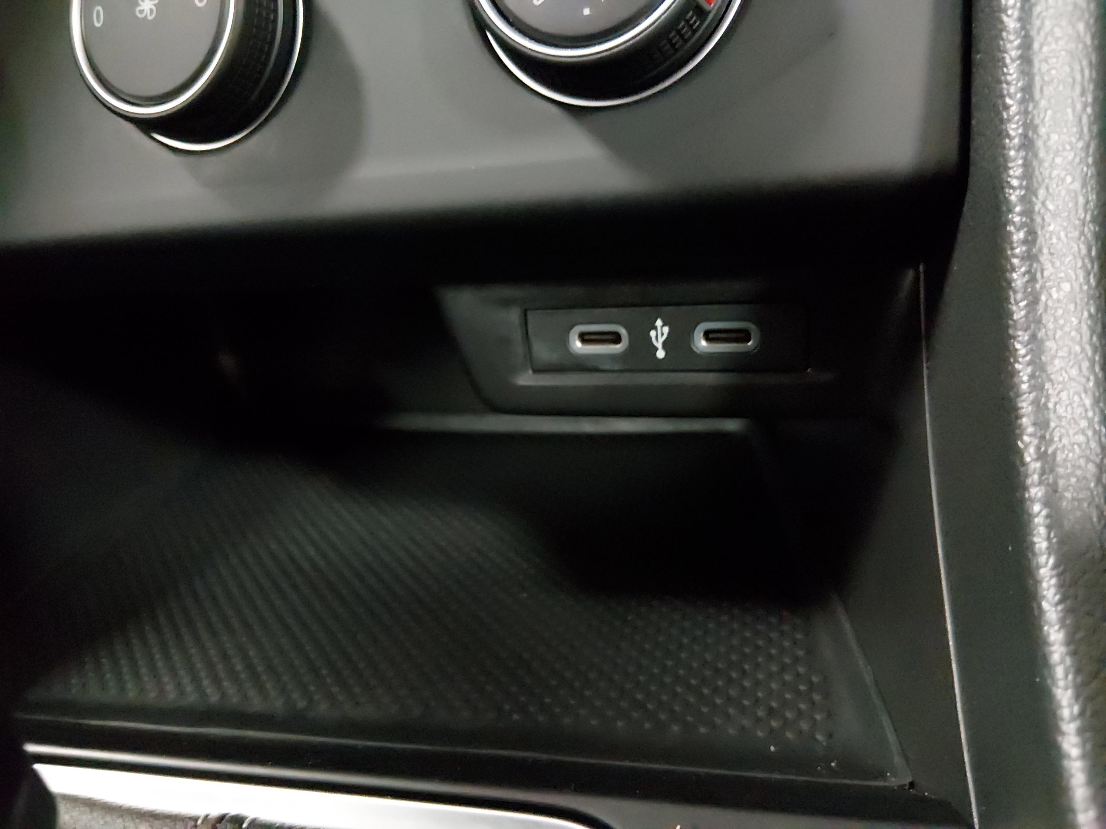 Volkswagen Jetta S Auto - Thumbnail 17