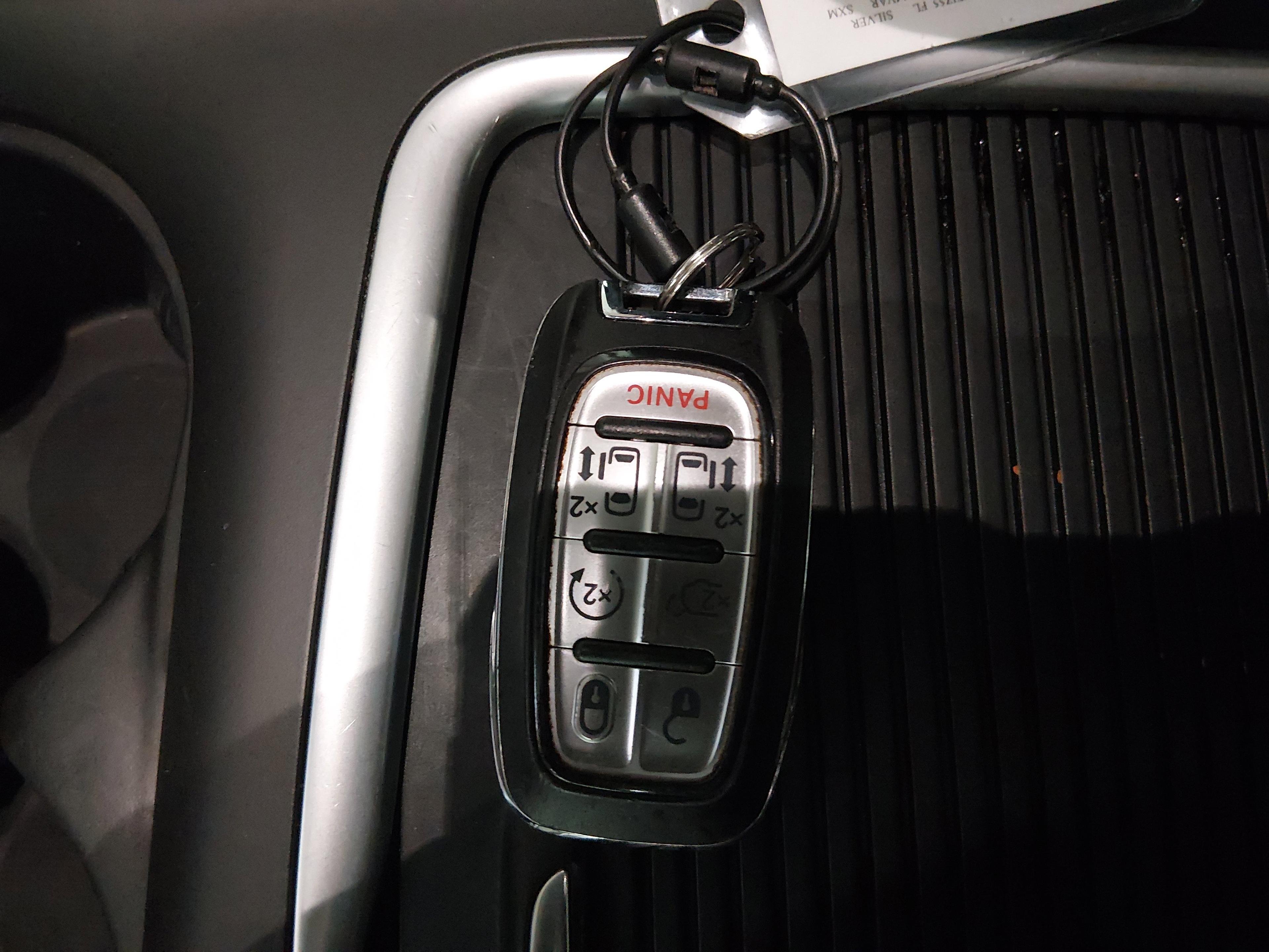 Chrysler Pacifica Touring L Fwd - Thumbnail 15