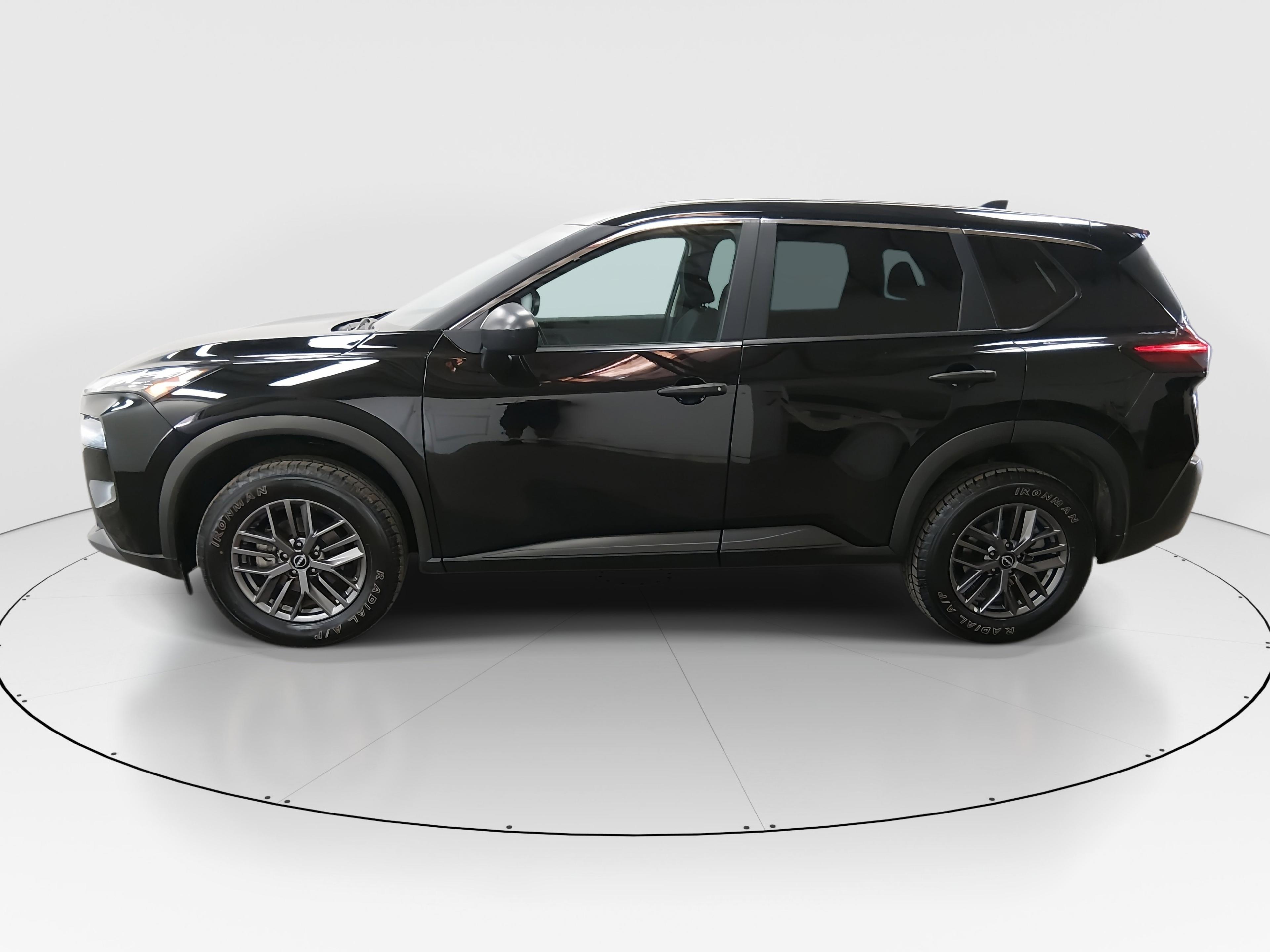 Nissan Rogue Awd S - Thumbnail 4