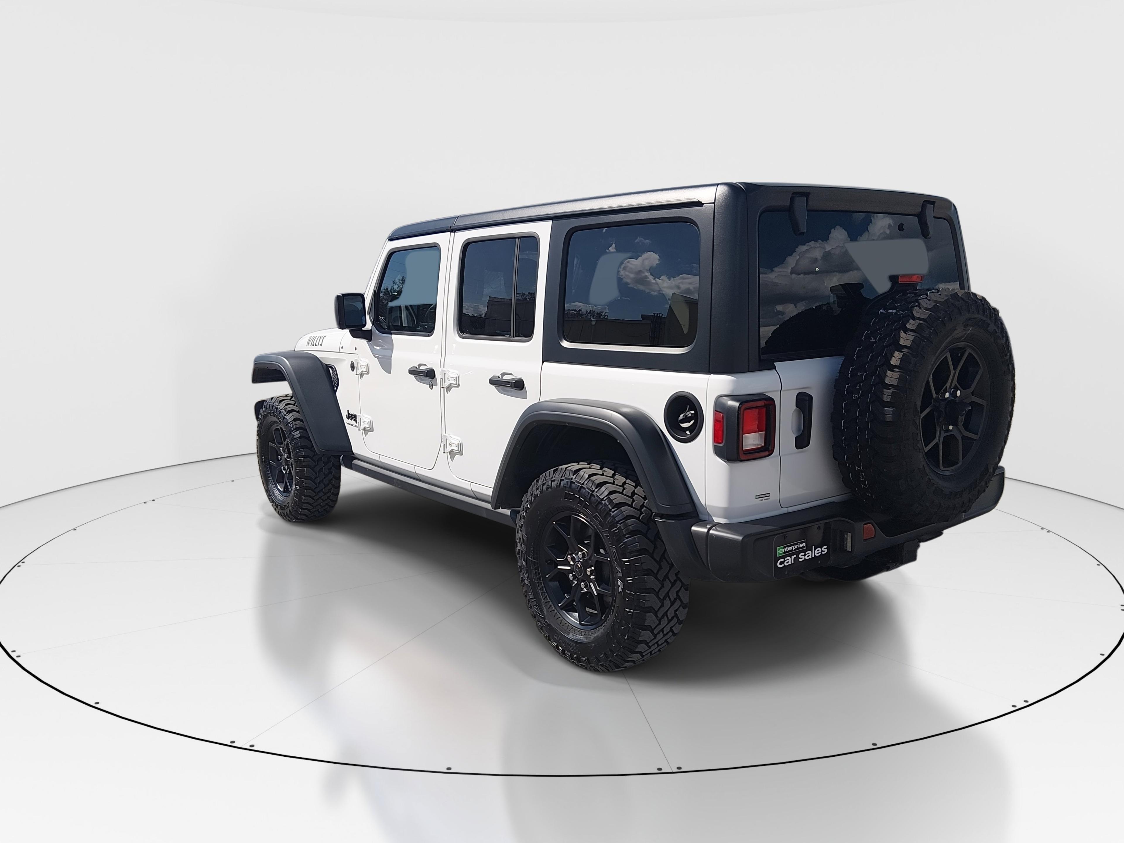 Jeep Wrangler Willys 4 Door 4X4 - Thumbnail 5