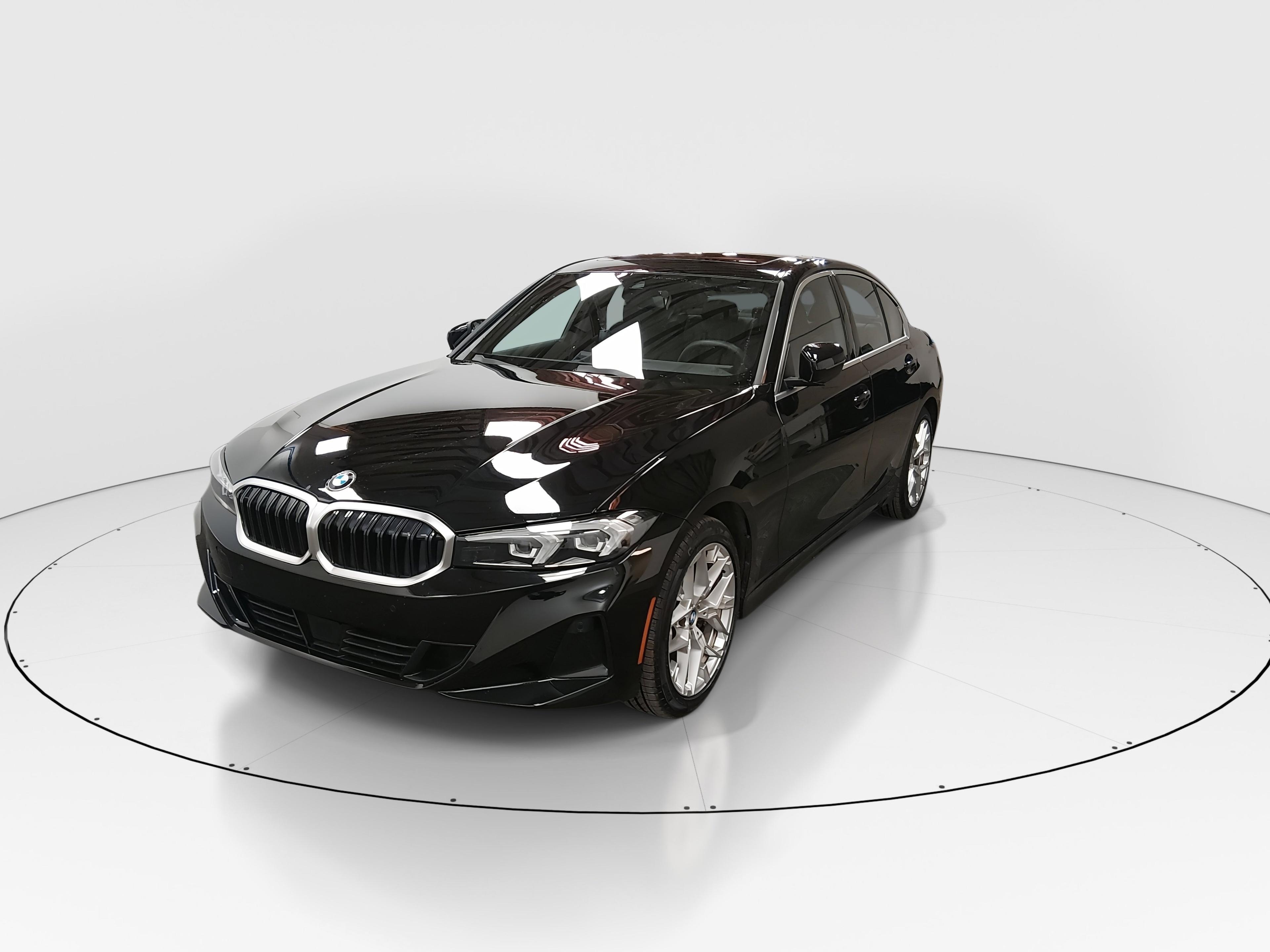 BMW 3 Series 330I Sedan - Thumbnail 3