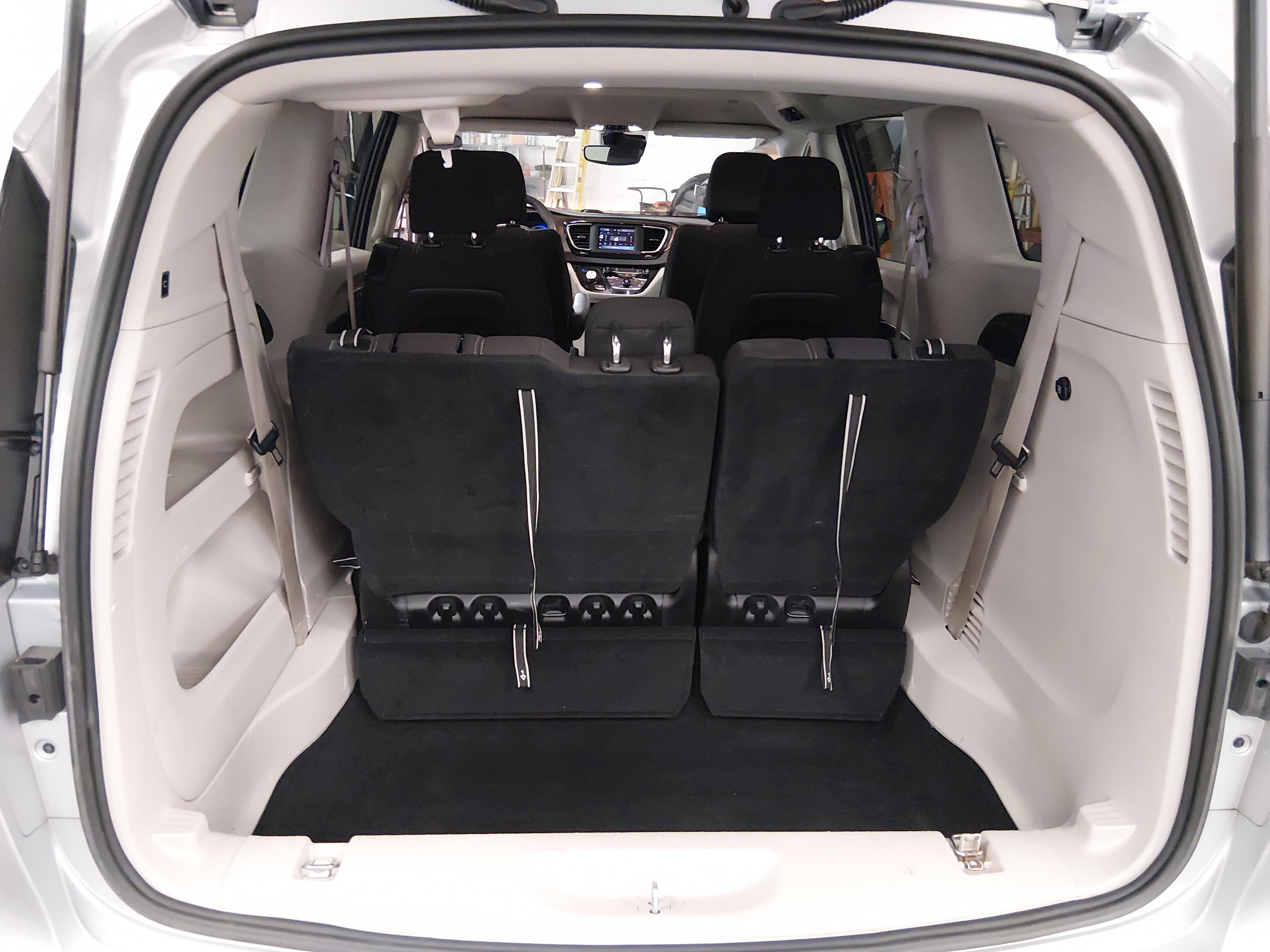 Chrysler Voyager Lx Fwd - Thumbnail 9