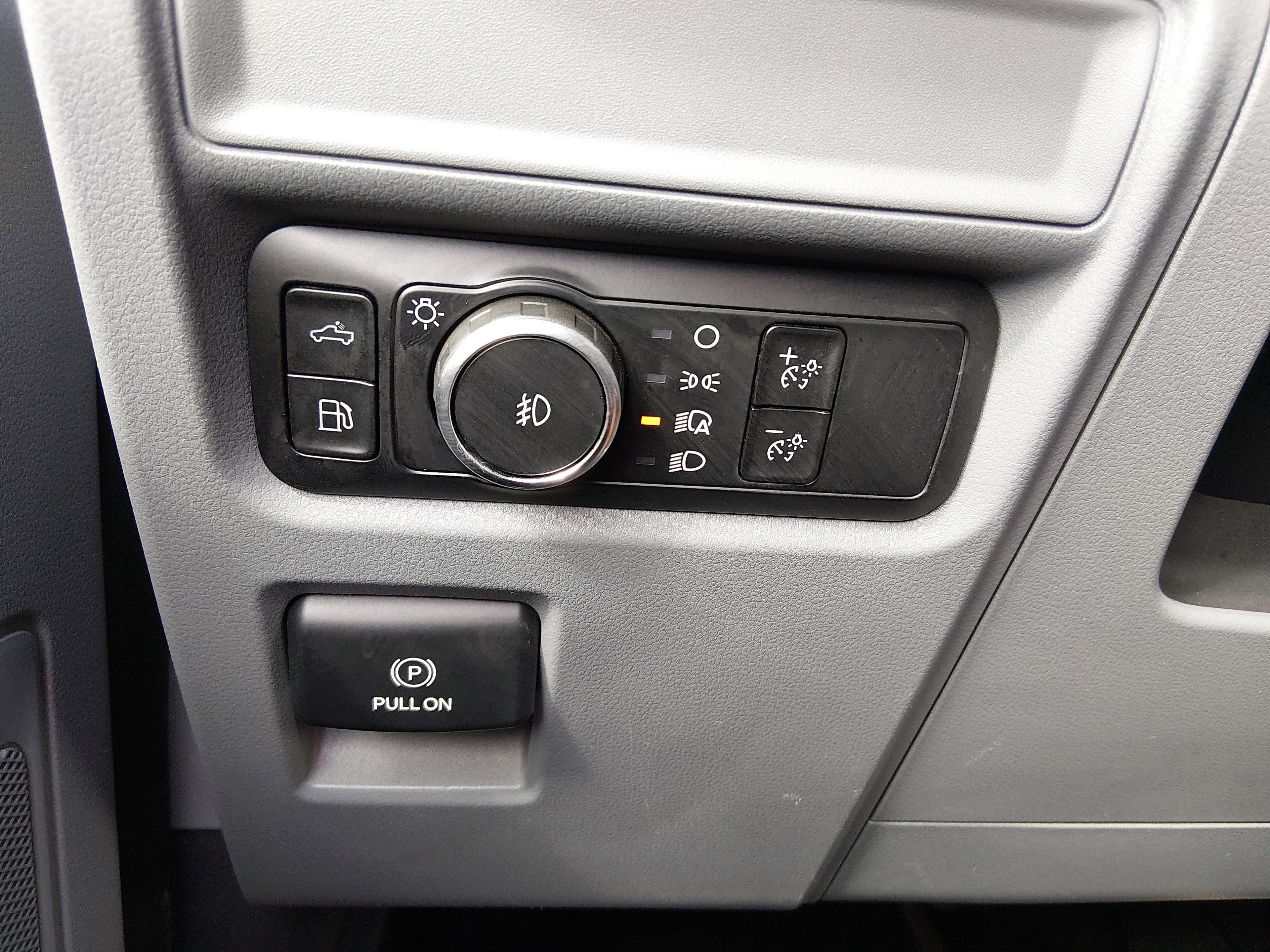 Ford F-150 Xlt 4Wd Supercrew 5.5' Box - Thumbnail 13