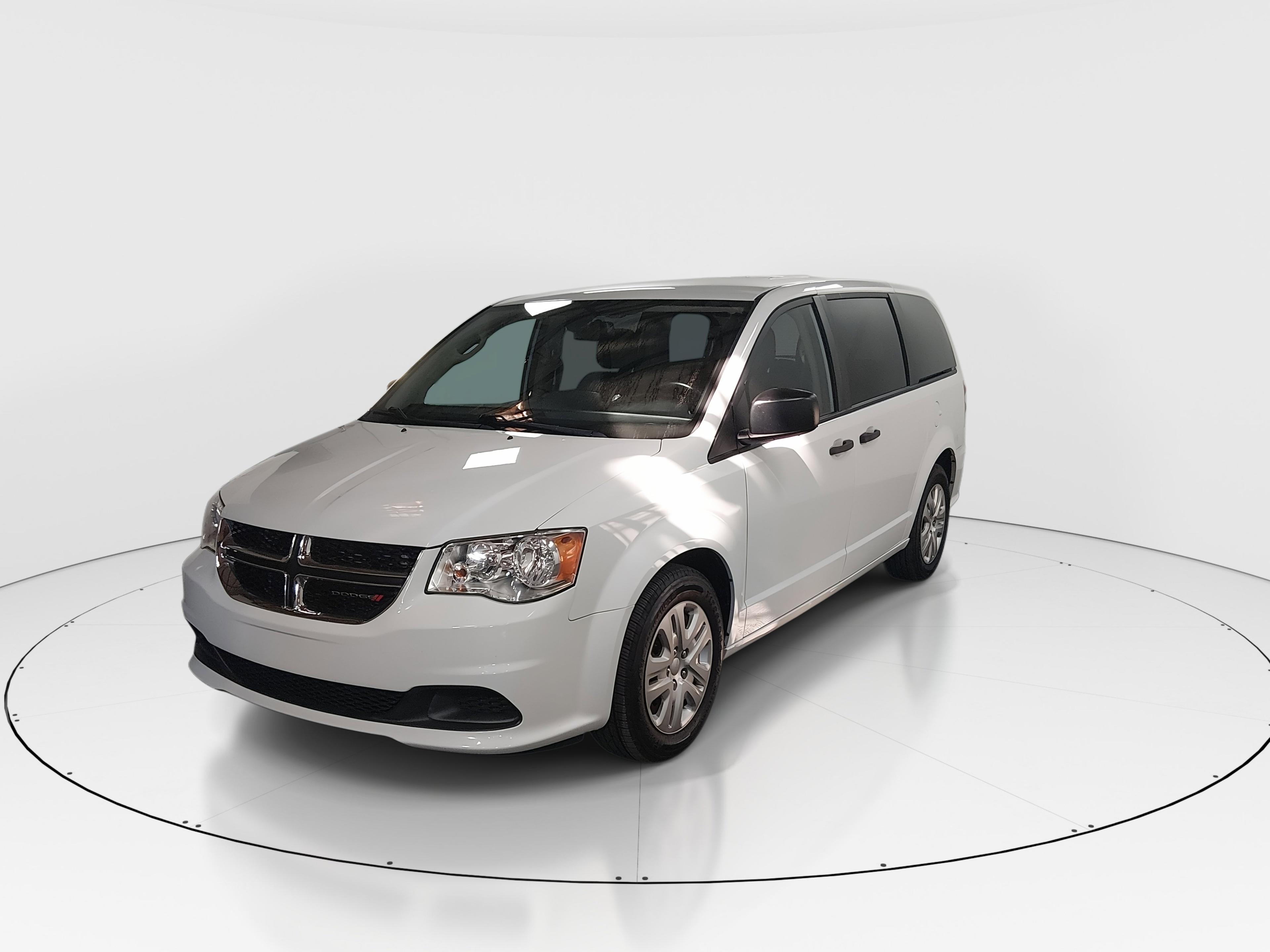 Dodge Grand Caravan - Thumbnail 3
