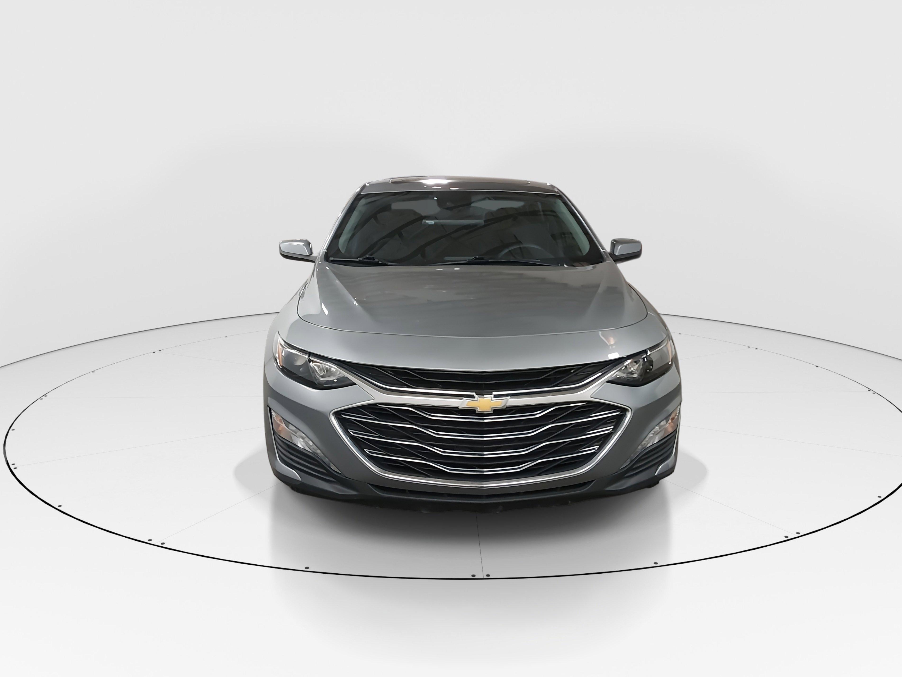 Chevrolet Malibu 4Dr Sdn 1Lt - Thumbnail 2