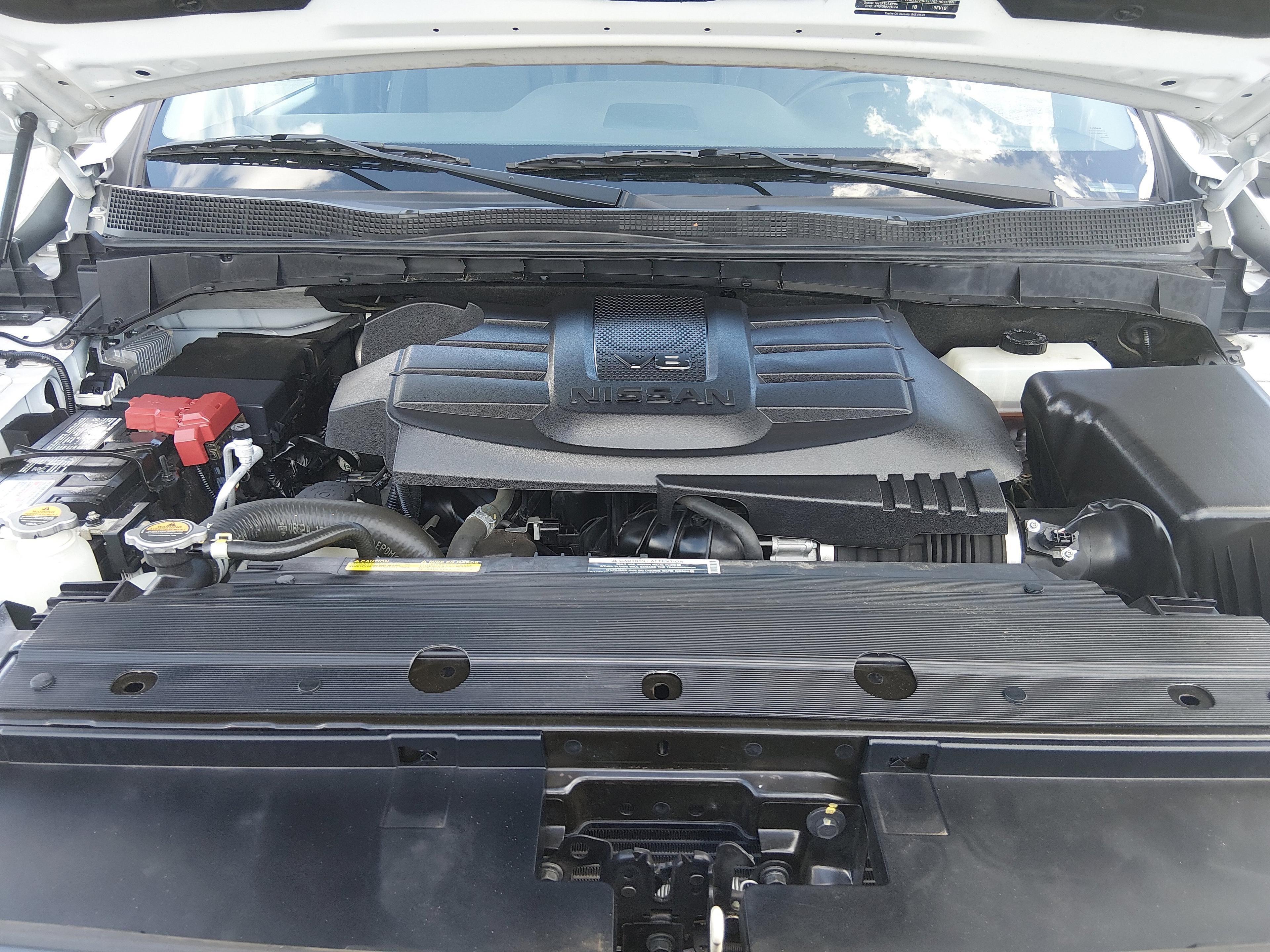 Nissan Titan 4X2 King Cab S - Thumbnail 9