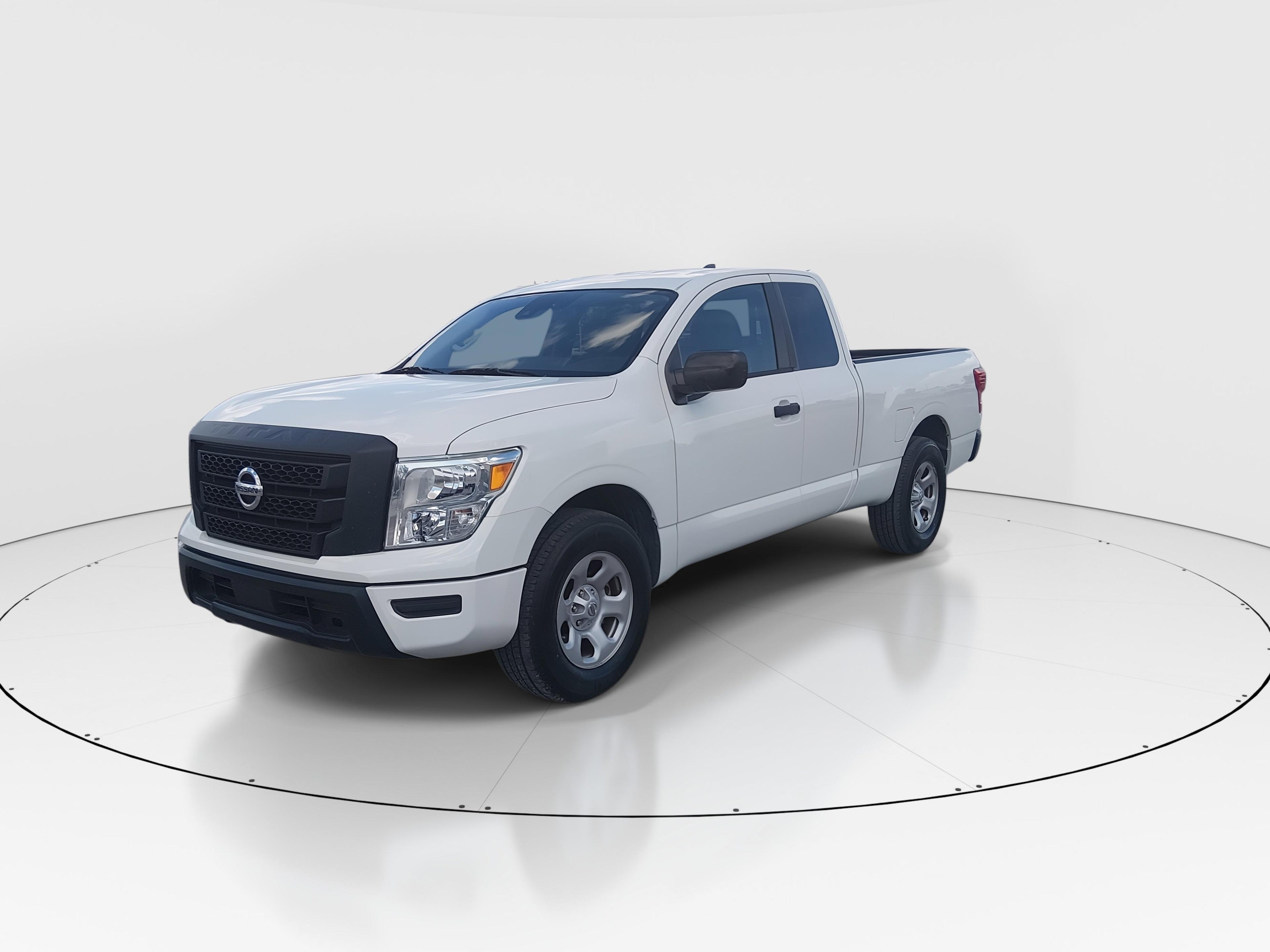 Nissan Titan 4X2 King Cab S - Thumbnail 3