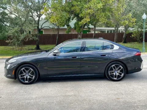 BMW I5 Edrive40 - Thumbnail 6