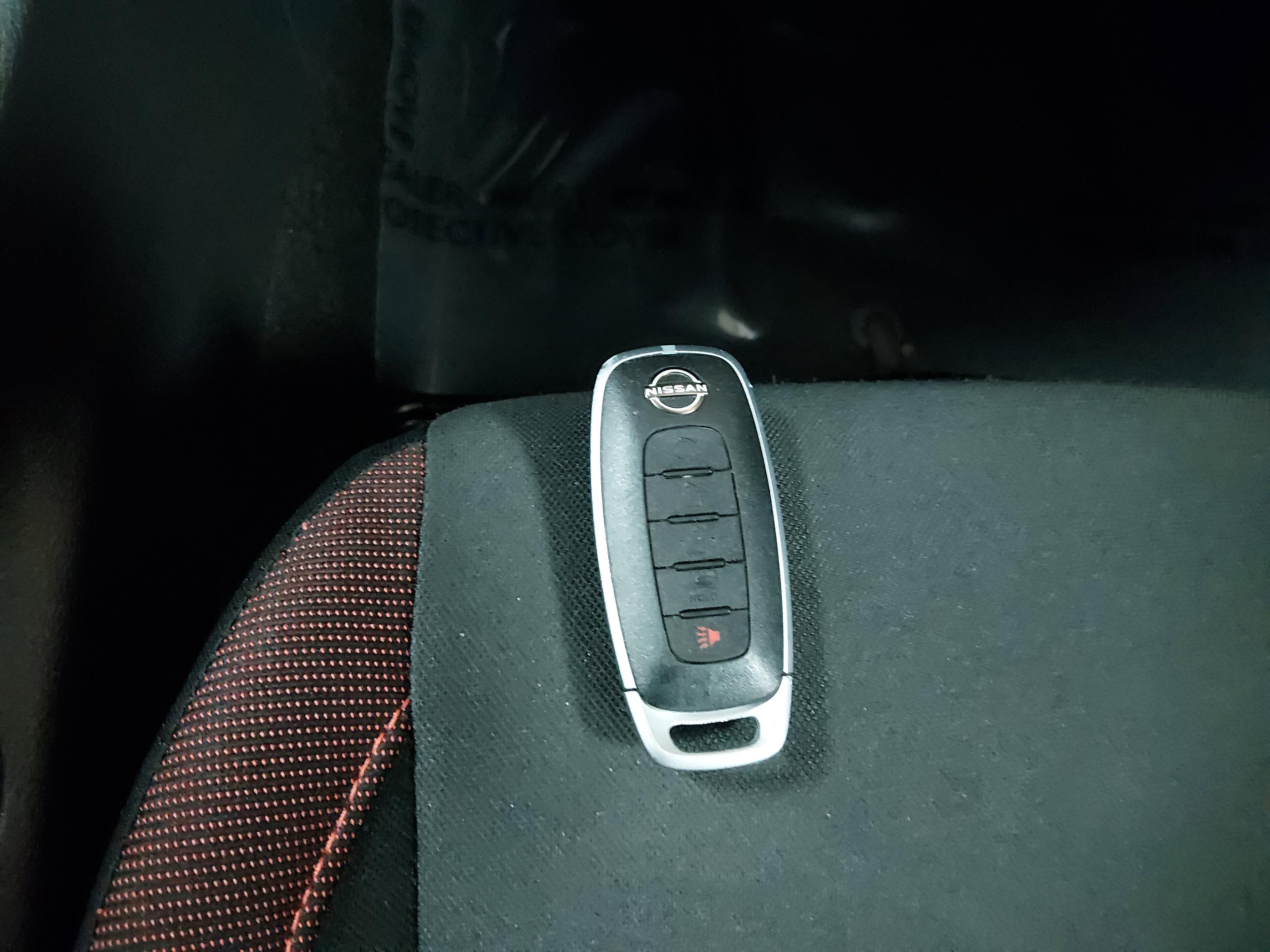 Nissan Versa Sr Cvt - Thumbnail 15