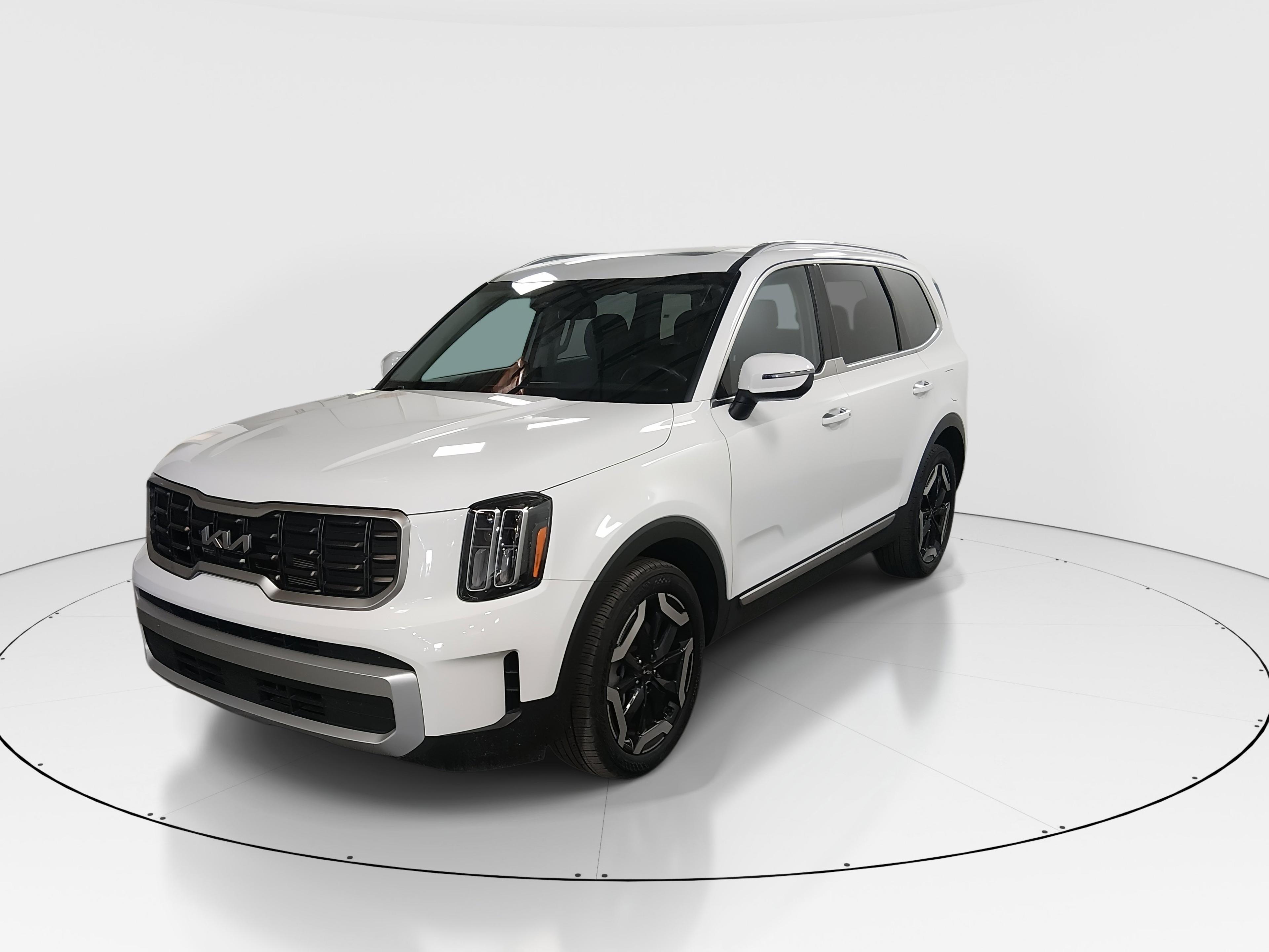 Kia Telluride S Fwd - Thumbnail 3