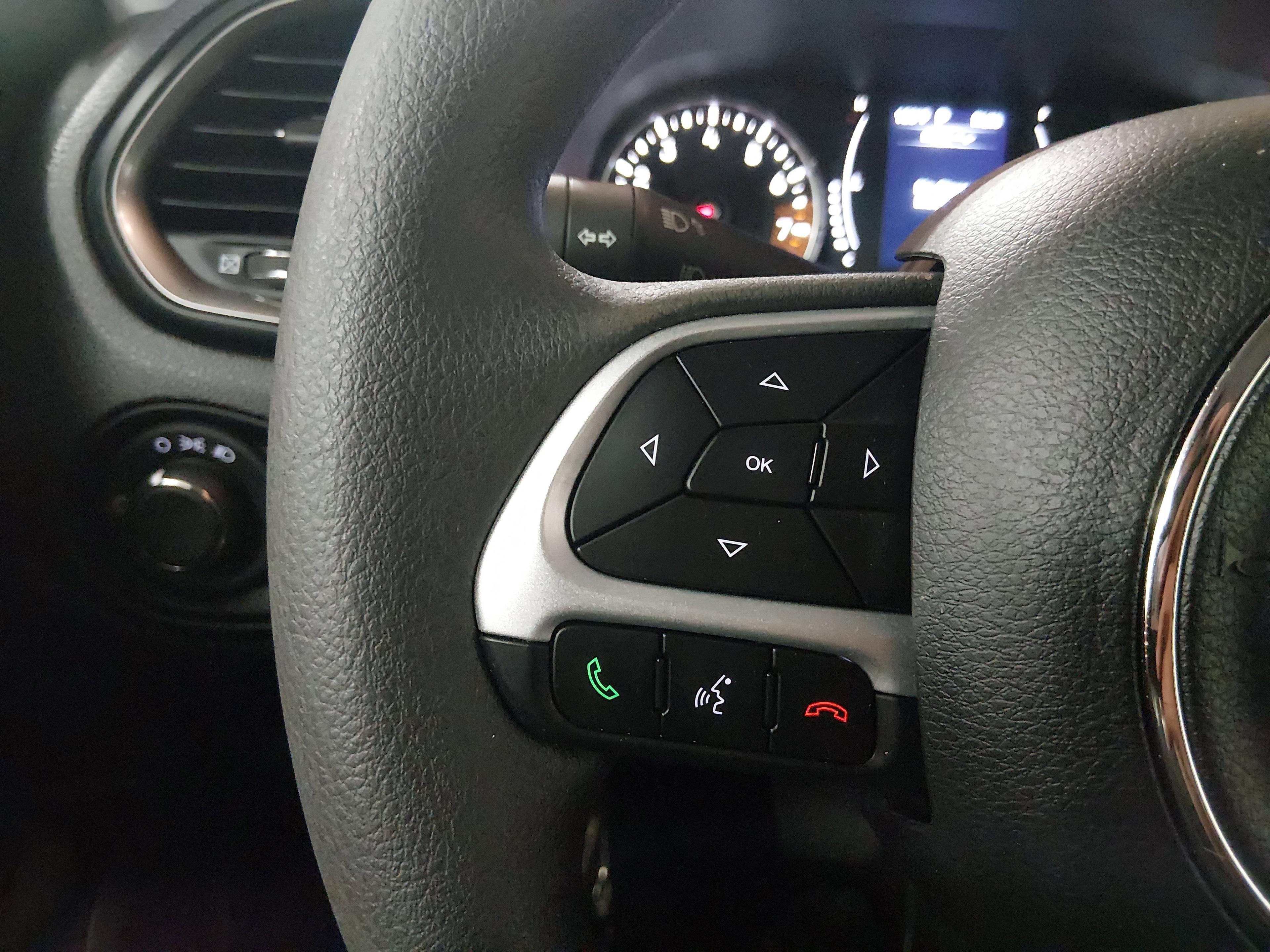 Jeep Renegade Latitude 4X4 - Thumbnail 12