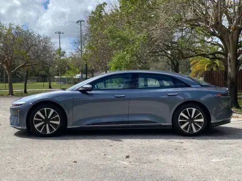 Lucid Air Touring - Thumbnail 4