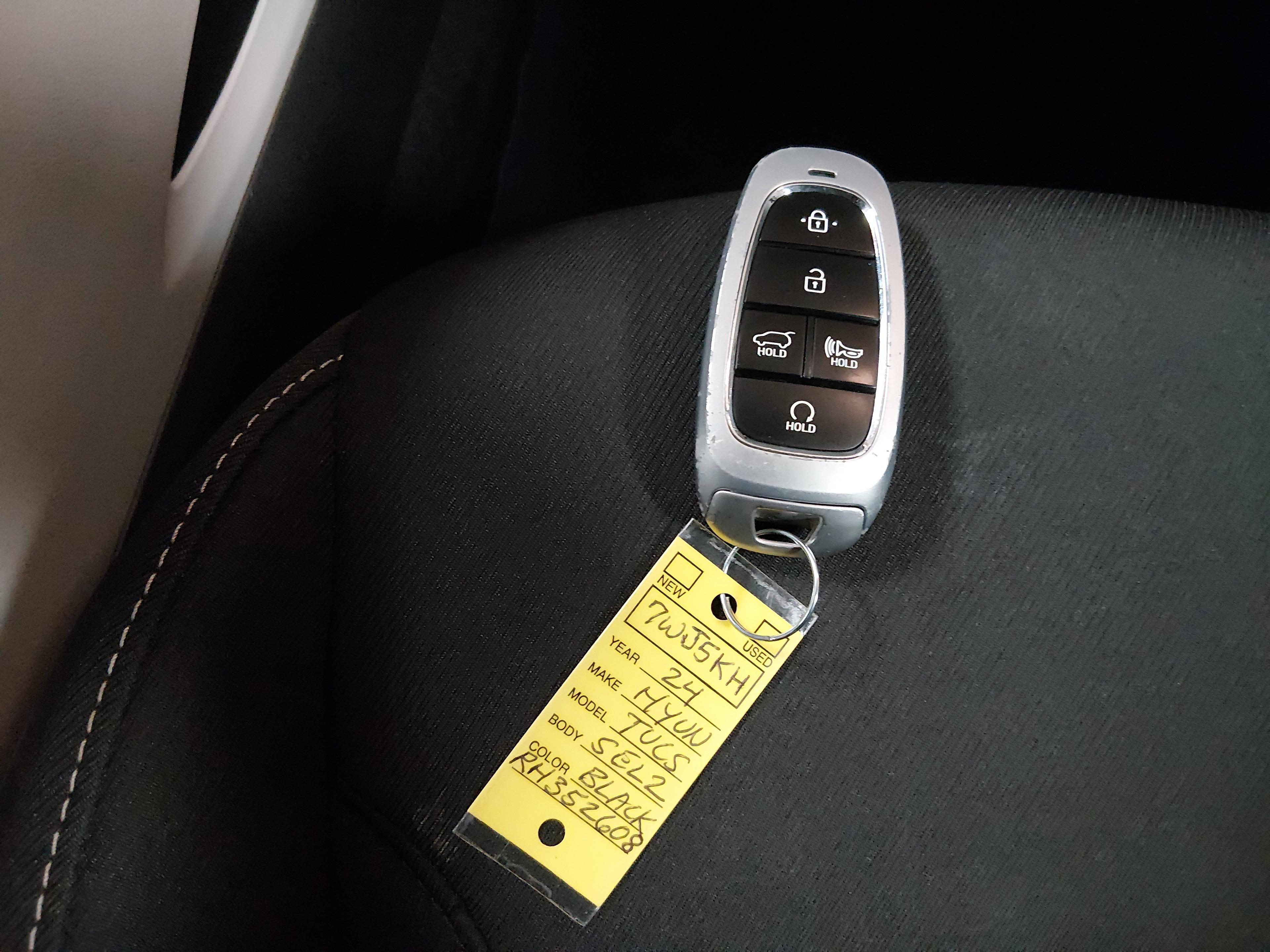 Hyundai Tucson Sel Fwd - Thumbnail 15