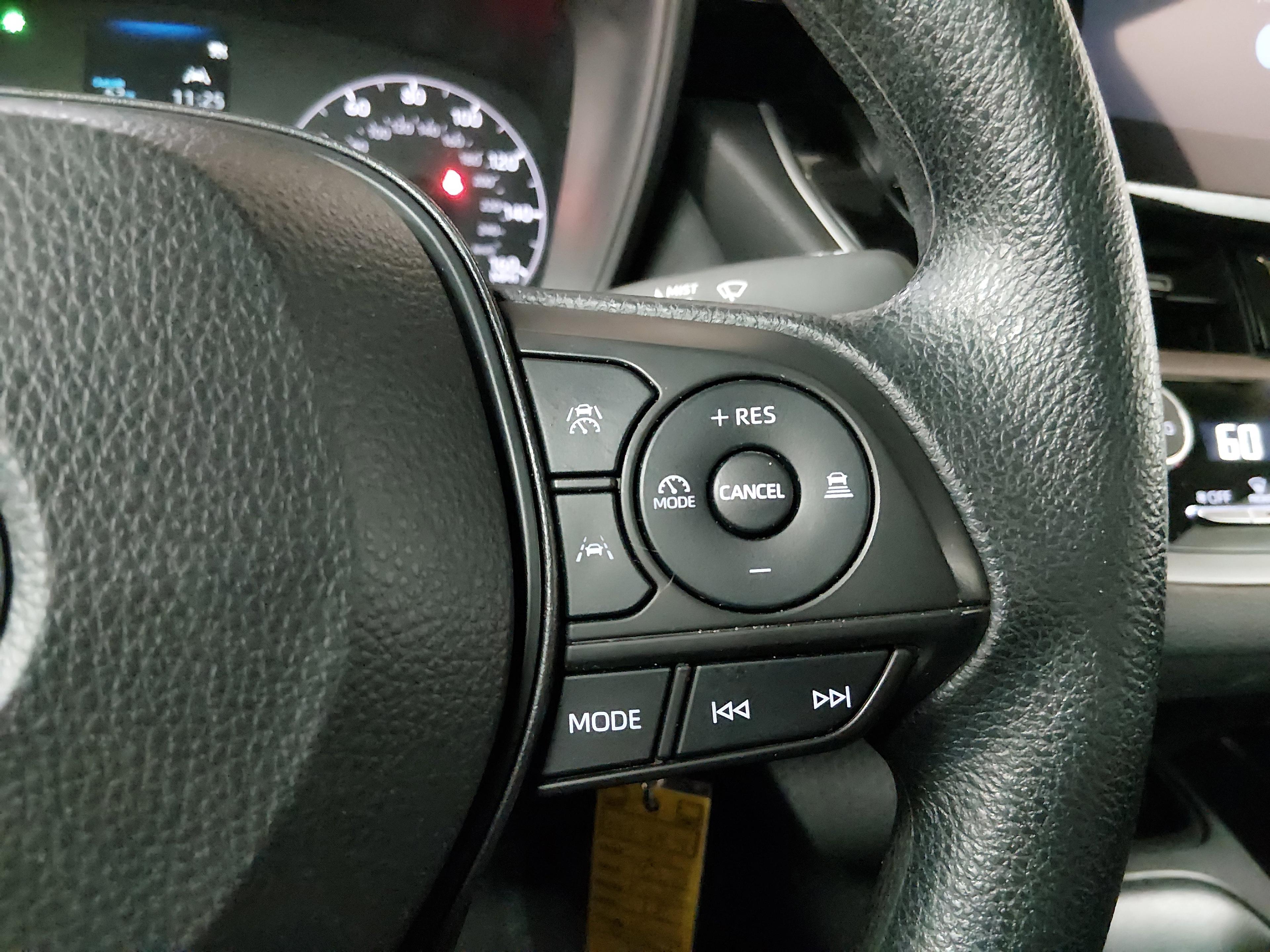 Toyota Corolla Le Cvt - Thumbnail 17