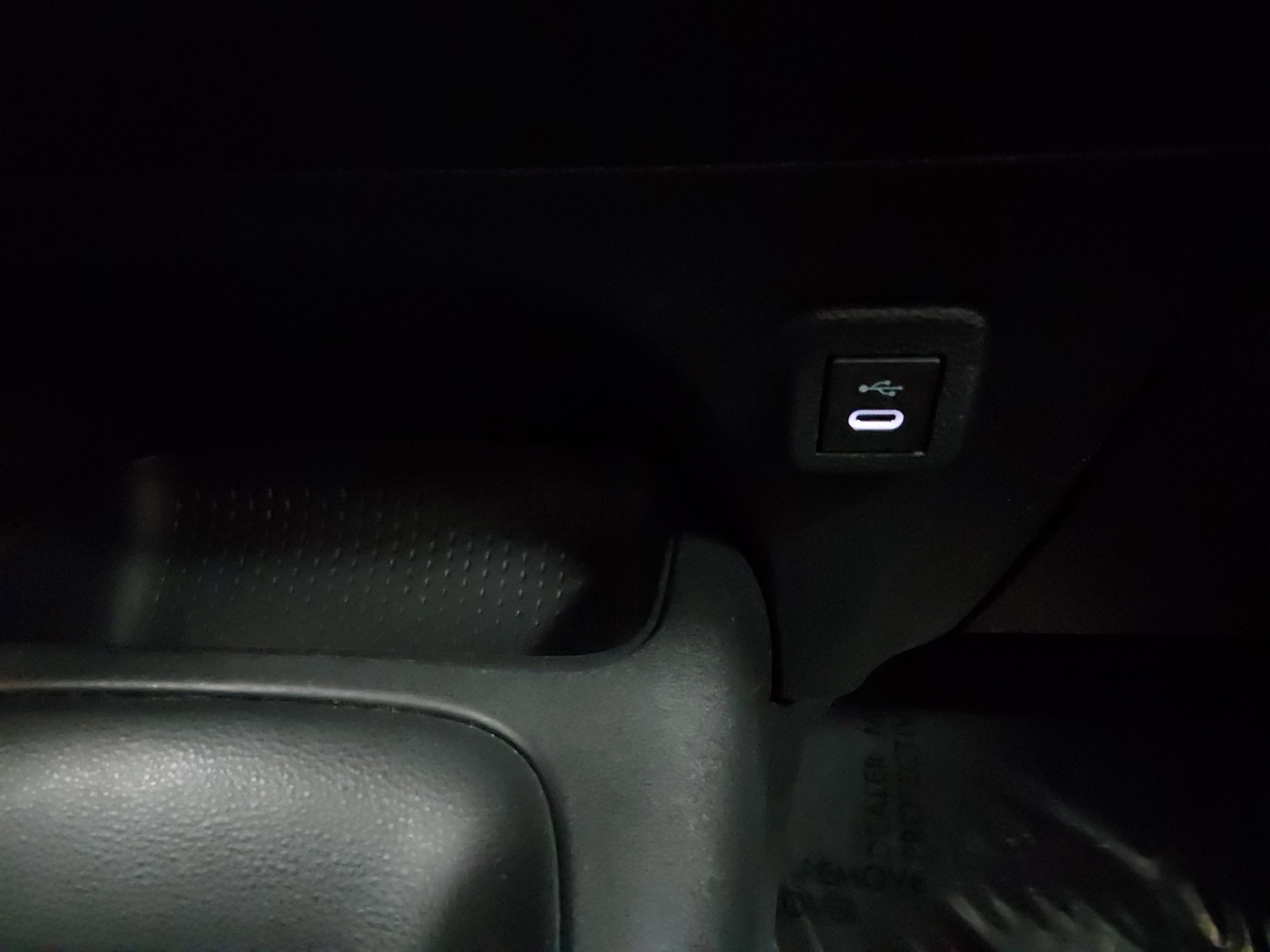 Toyota Corolla Le Cvt - Thumbnail 19