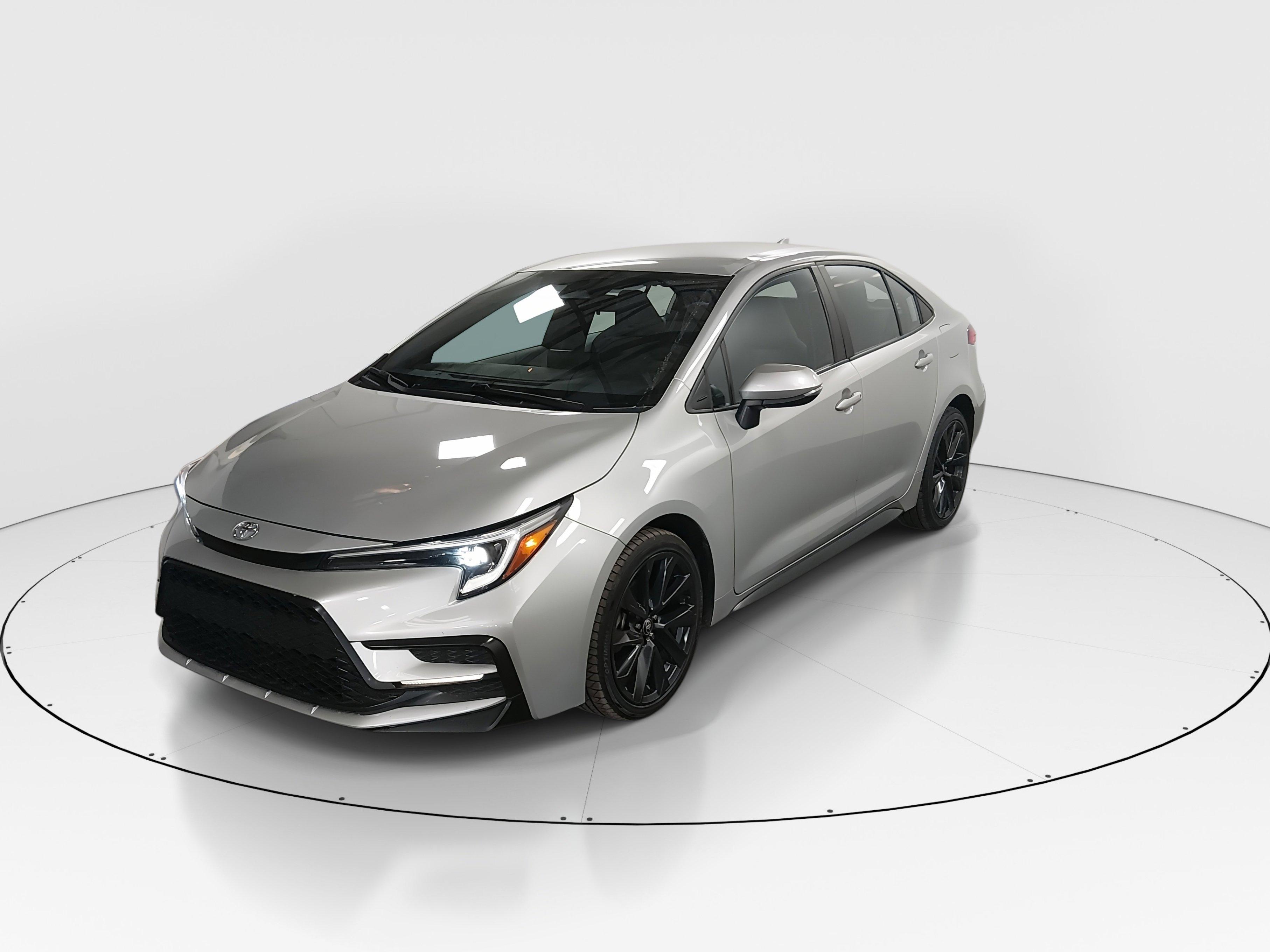 Toyota Corolla Se Cvt - Thumbnail 3