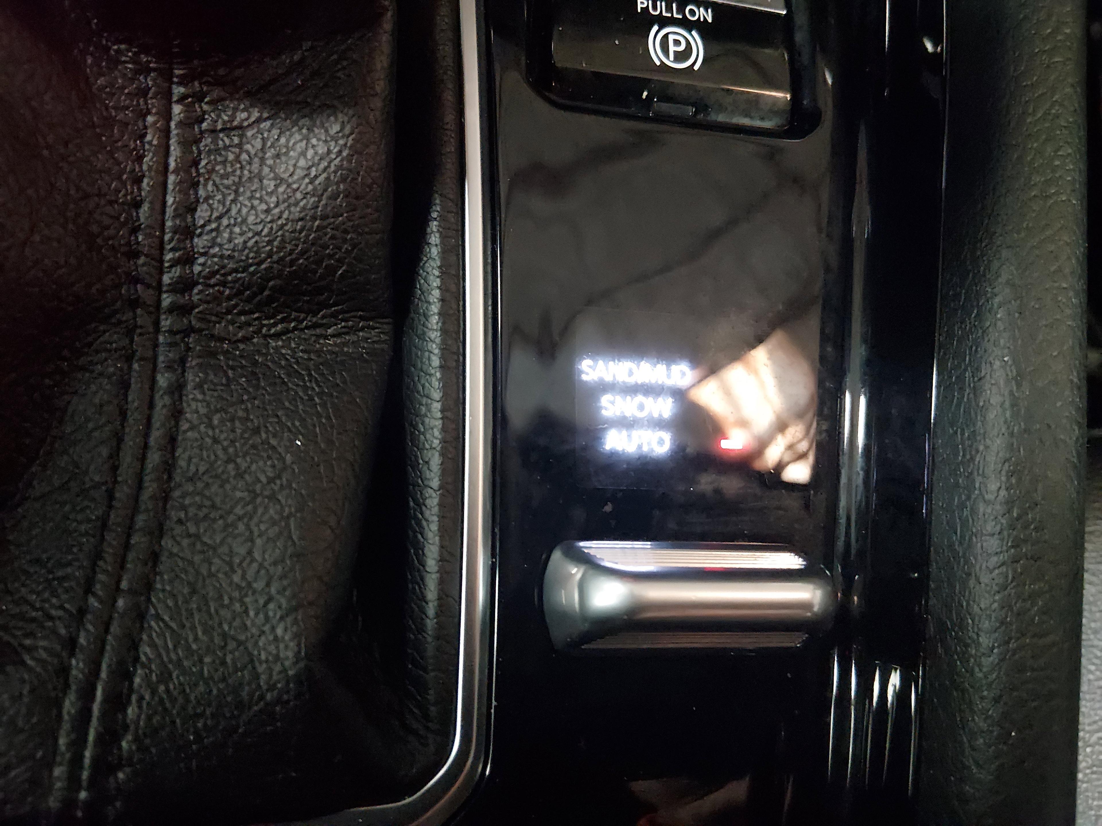 Jeep Compass Limited 4X4 - Thumbnail 18