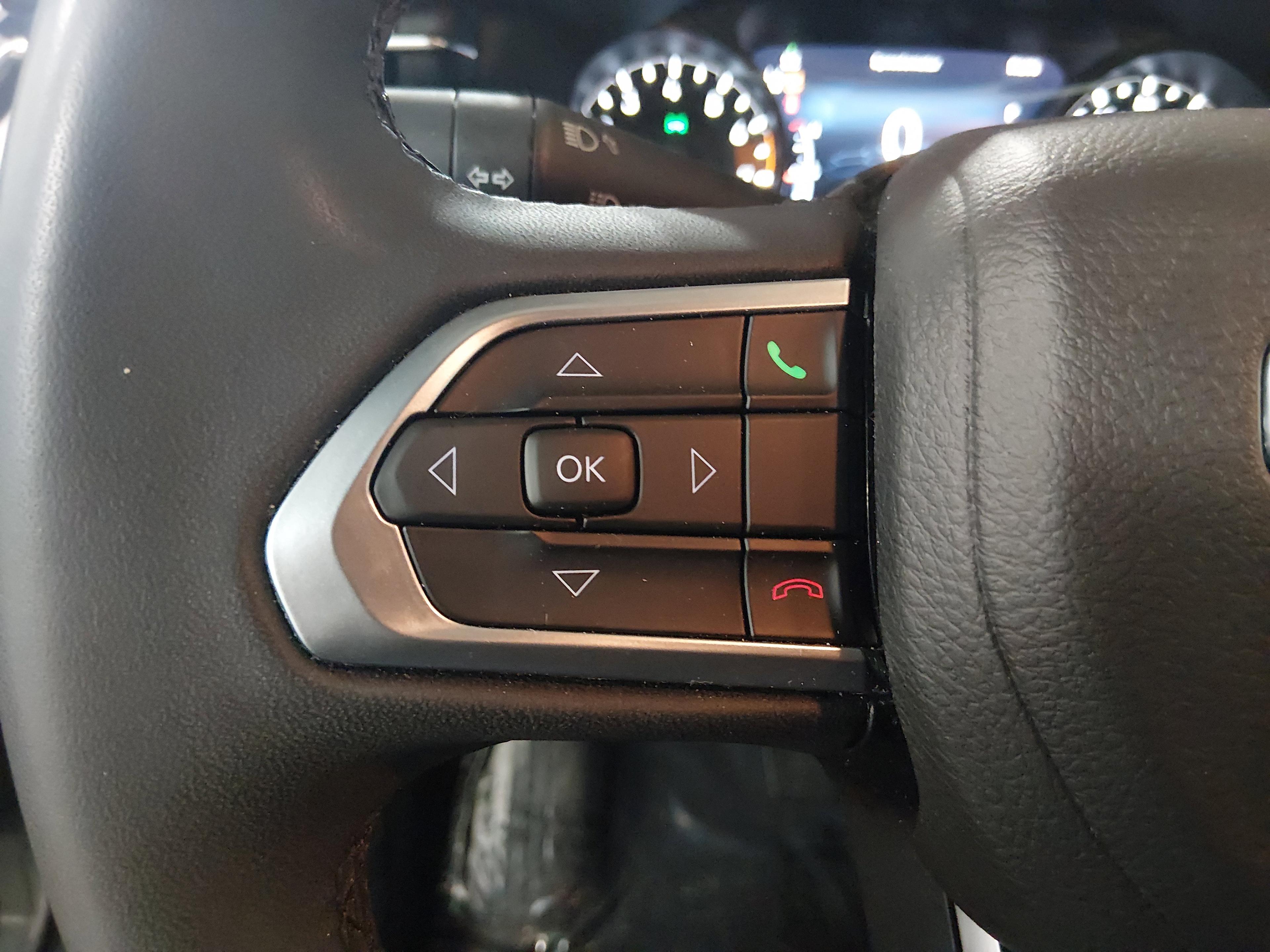 Jeep Compass Limited 4X4 - Thumbnail 12