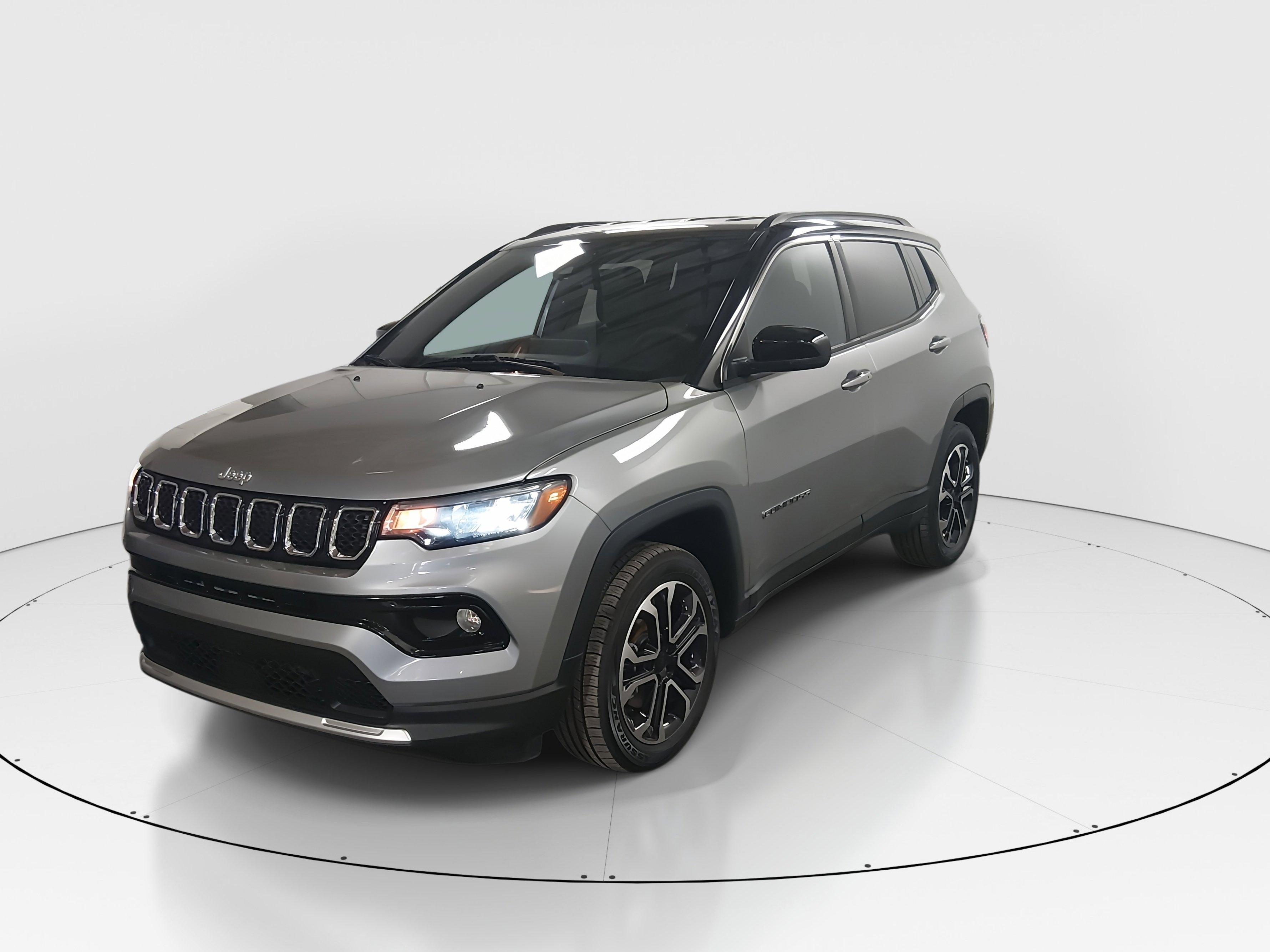Jeep Compass Limited 4X4 - Thumbnail 3