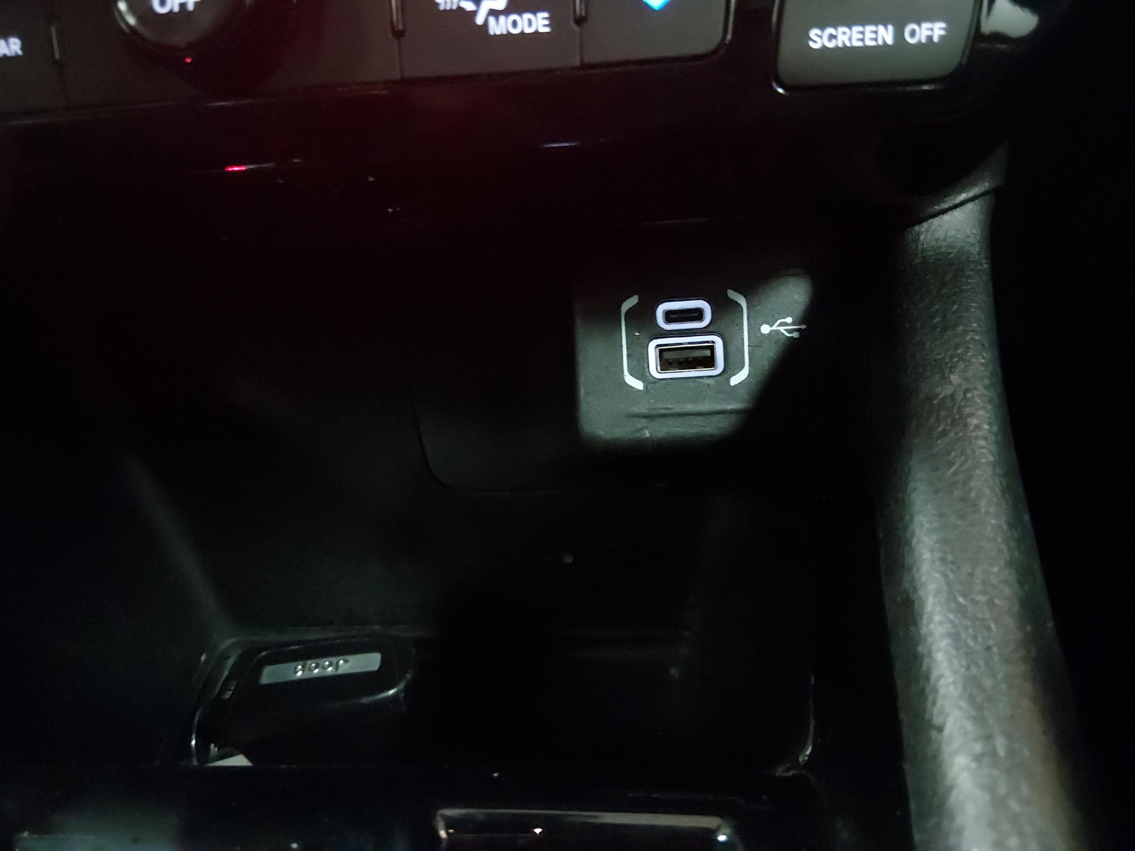 Jeep Compass Limited 4X4 - Thumbnail 19