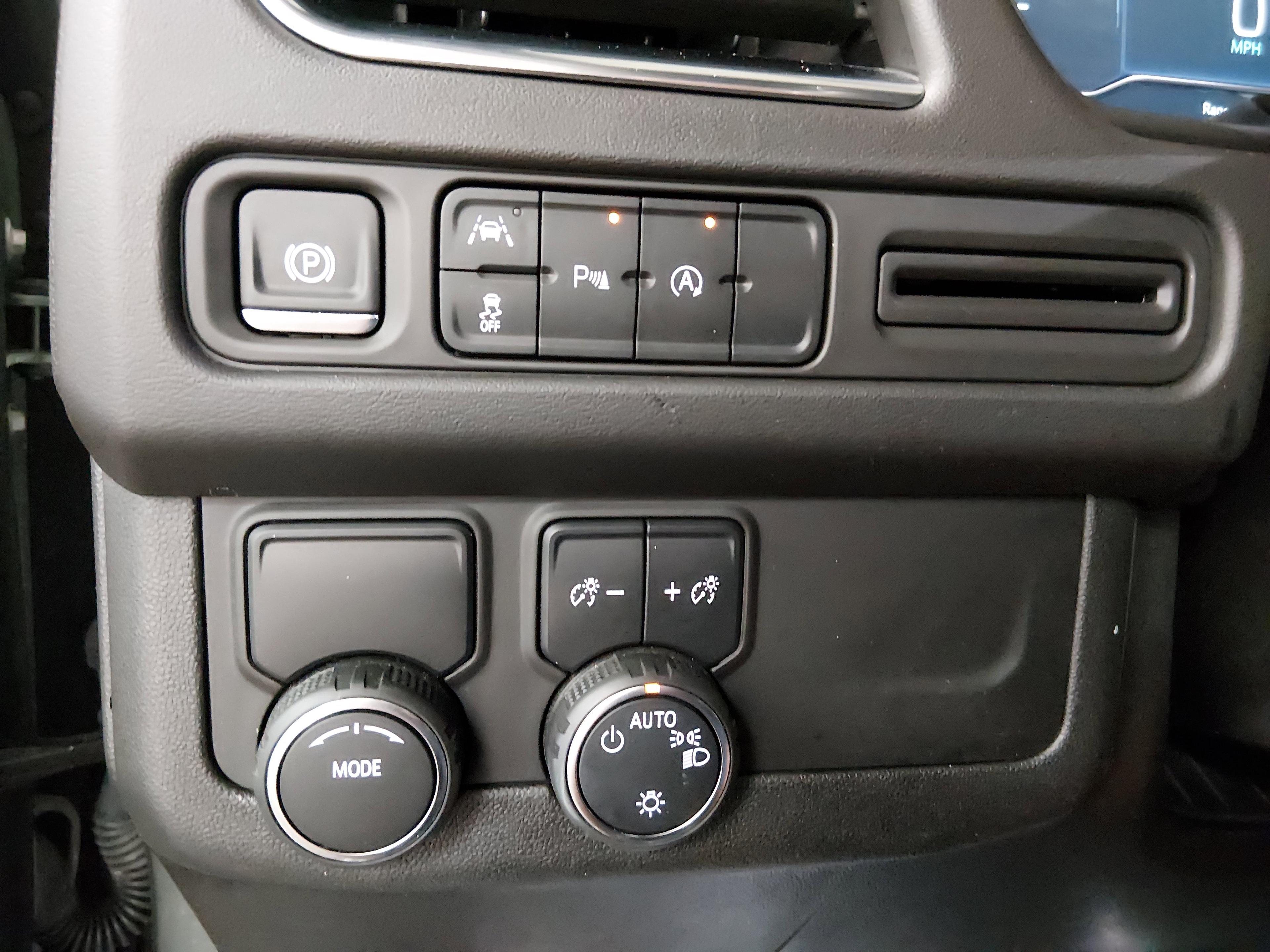 Chevrolet Tahoe 2Wd 4Dr Premier - Thumbnail 13