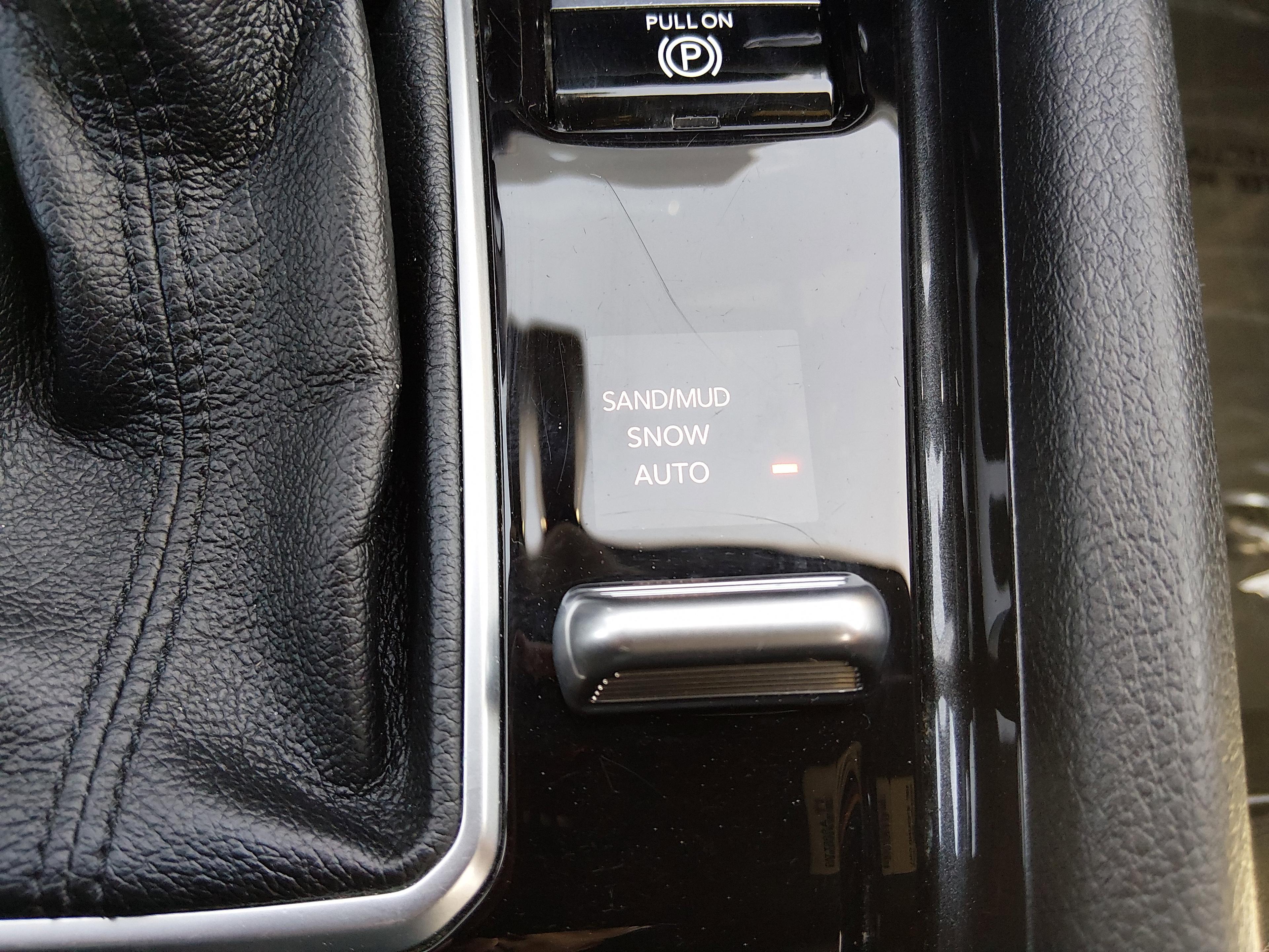 Jeep Compass Latitude 4X4 - Thumbnail 17