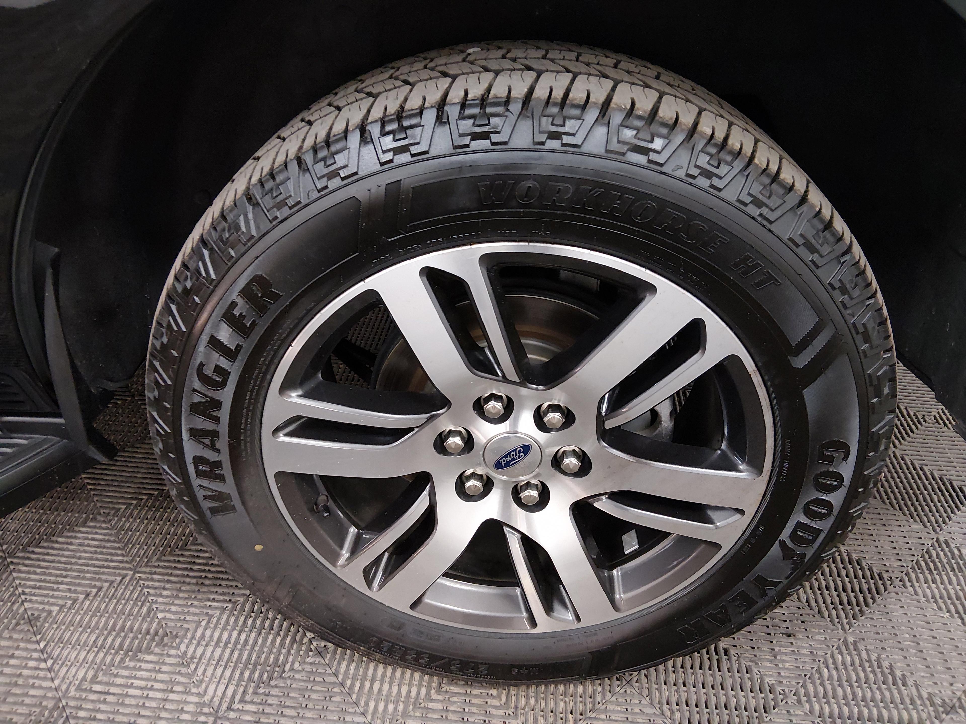 Ford Expedition Limited 4X2 - Thumbnail 10