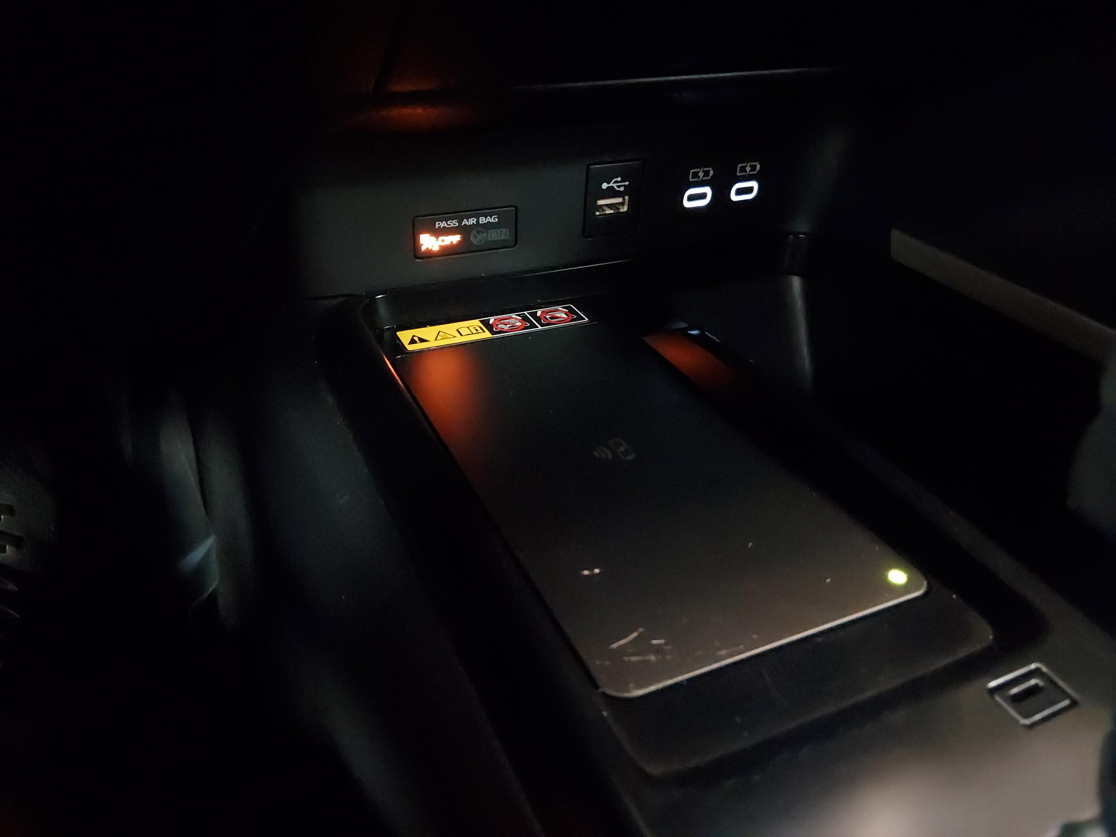 Toyota Camry Le - Thumbnail 17