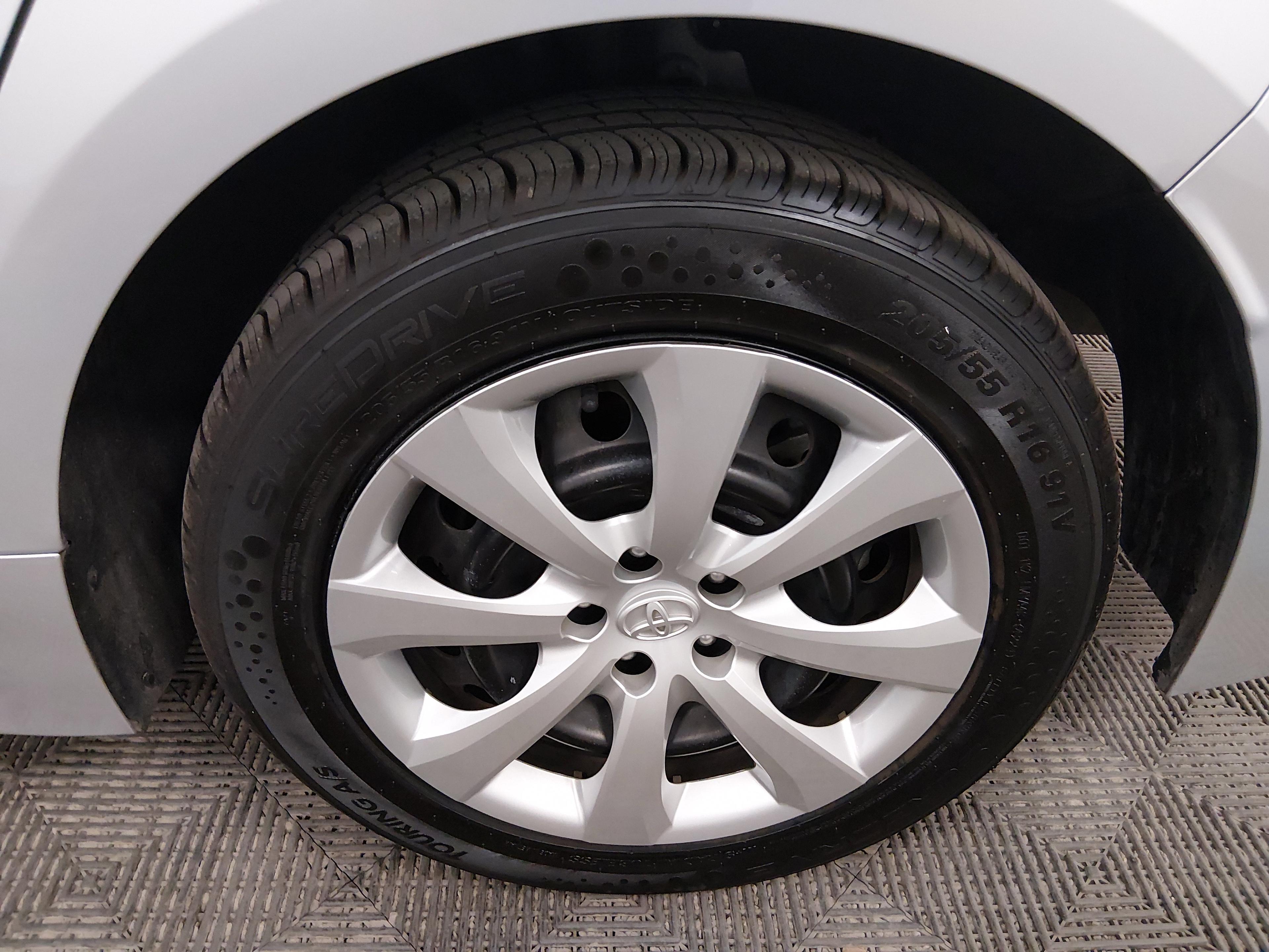 Toyota Corolla Le Cvt - Thumbnail 10