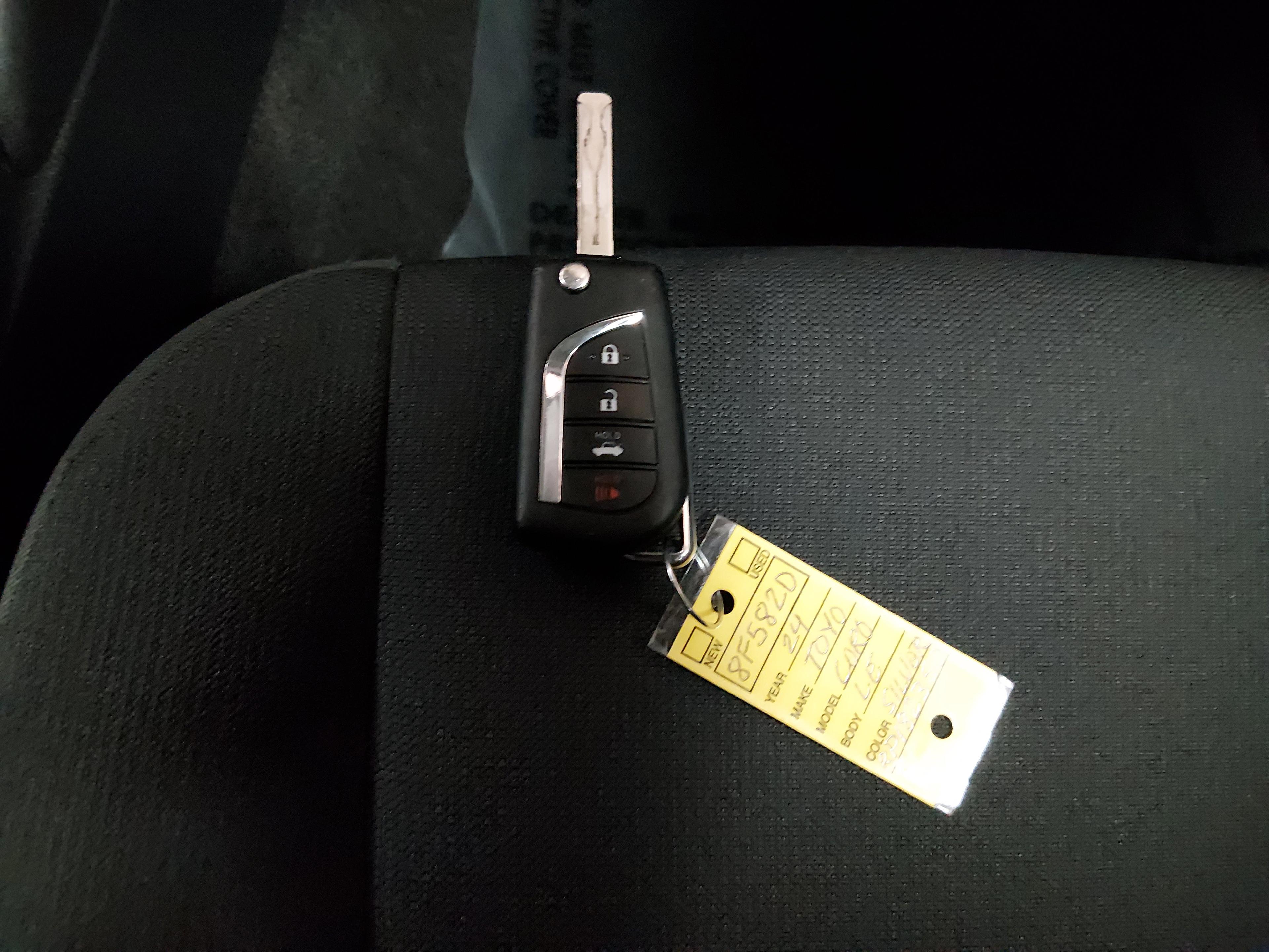 Toyota Corolla Le Cvt - Thumbnail 15