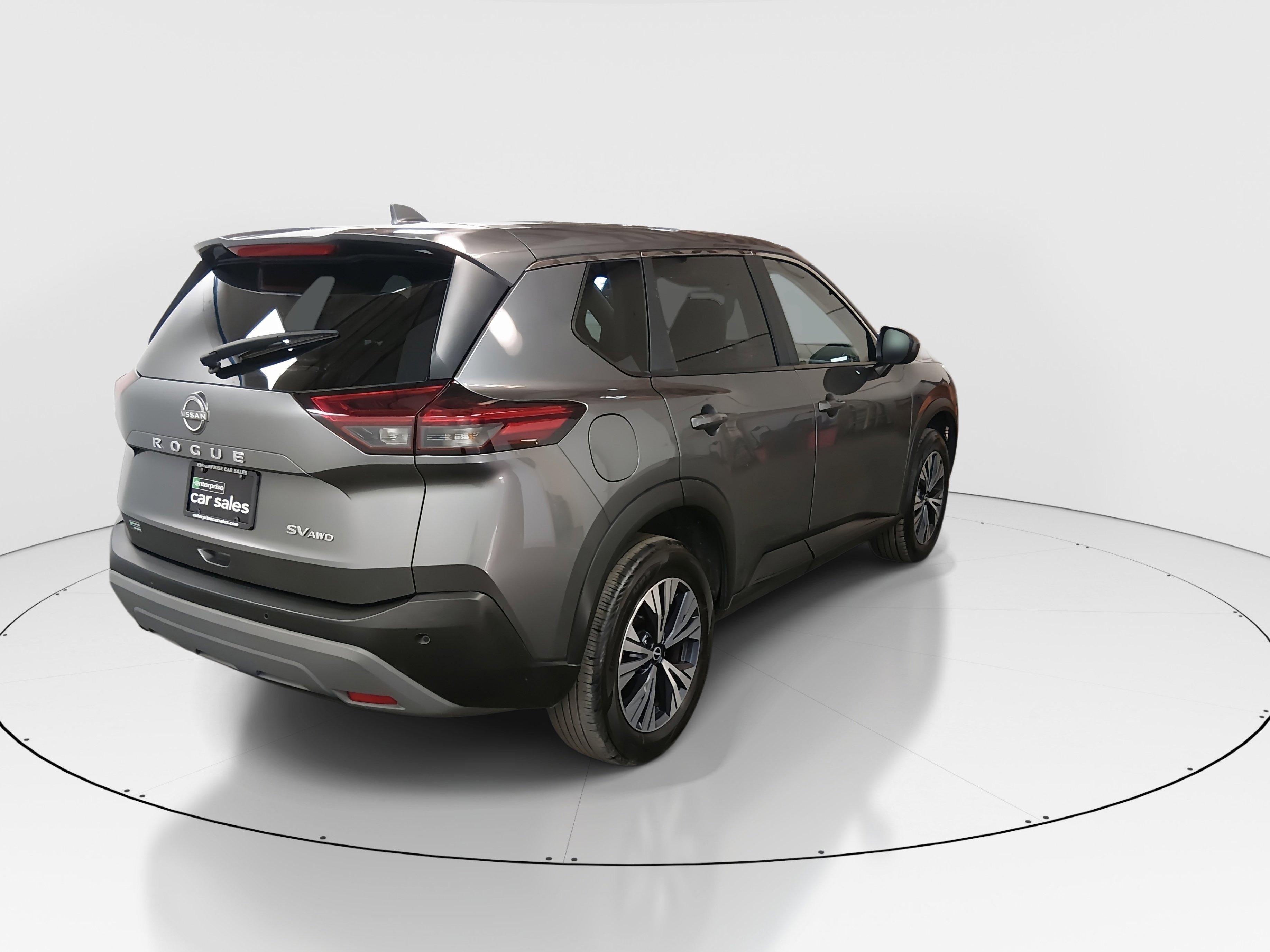 Nissan Rogue - Thumbnail 7
