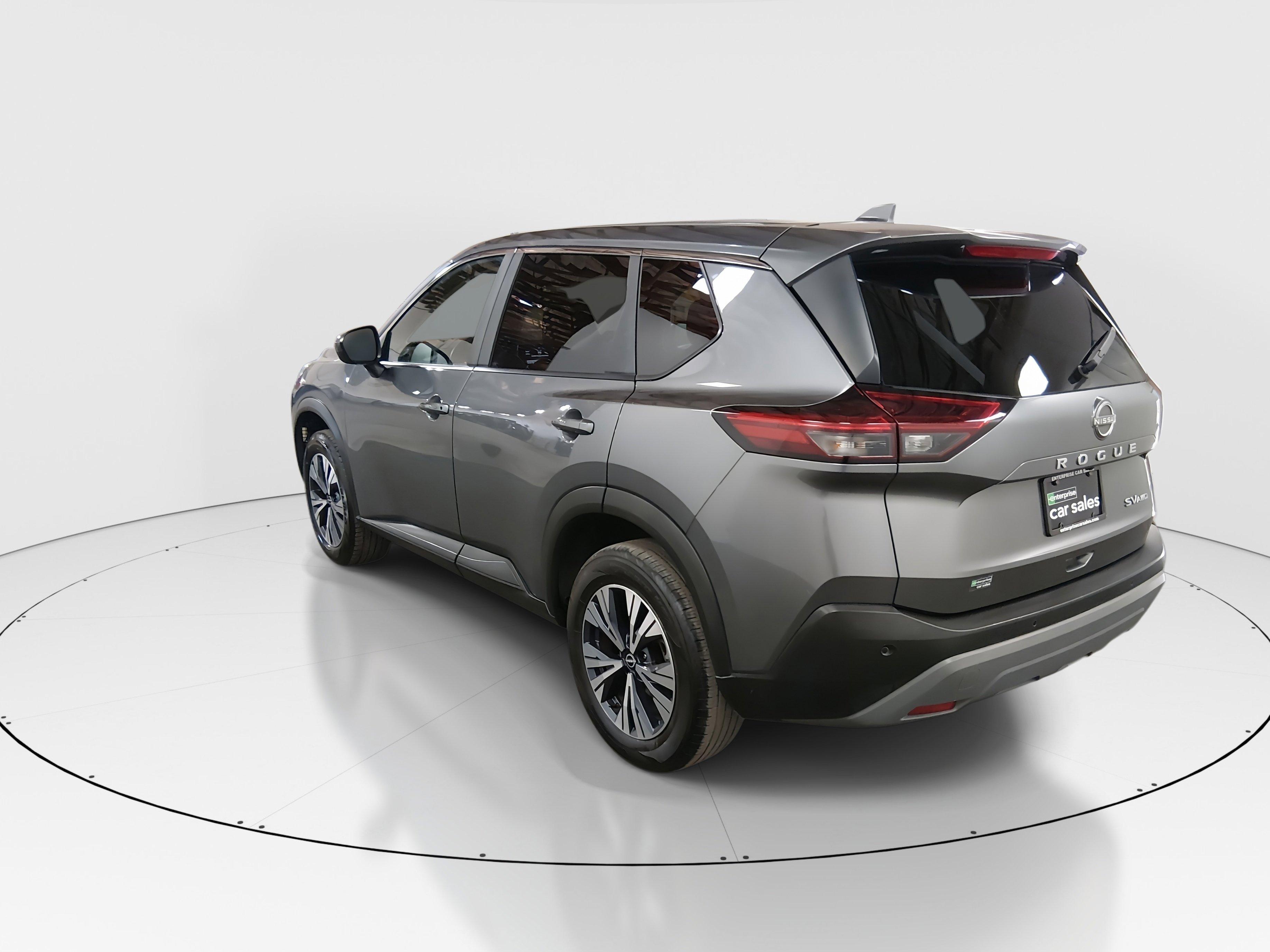 Nissan Rogue - Thumbnail 5