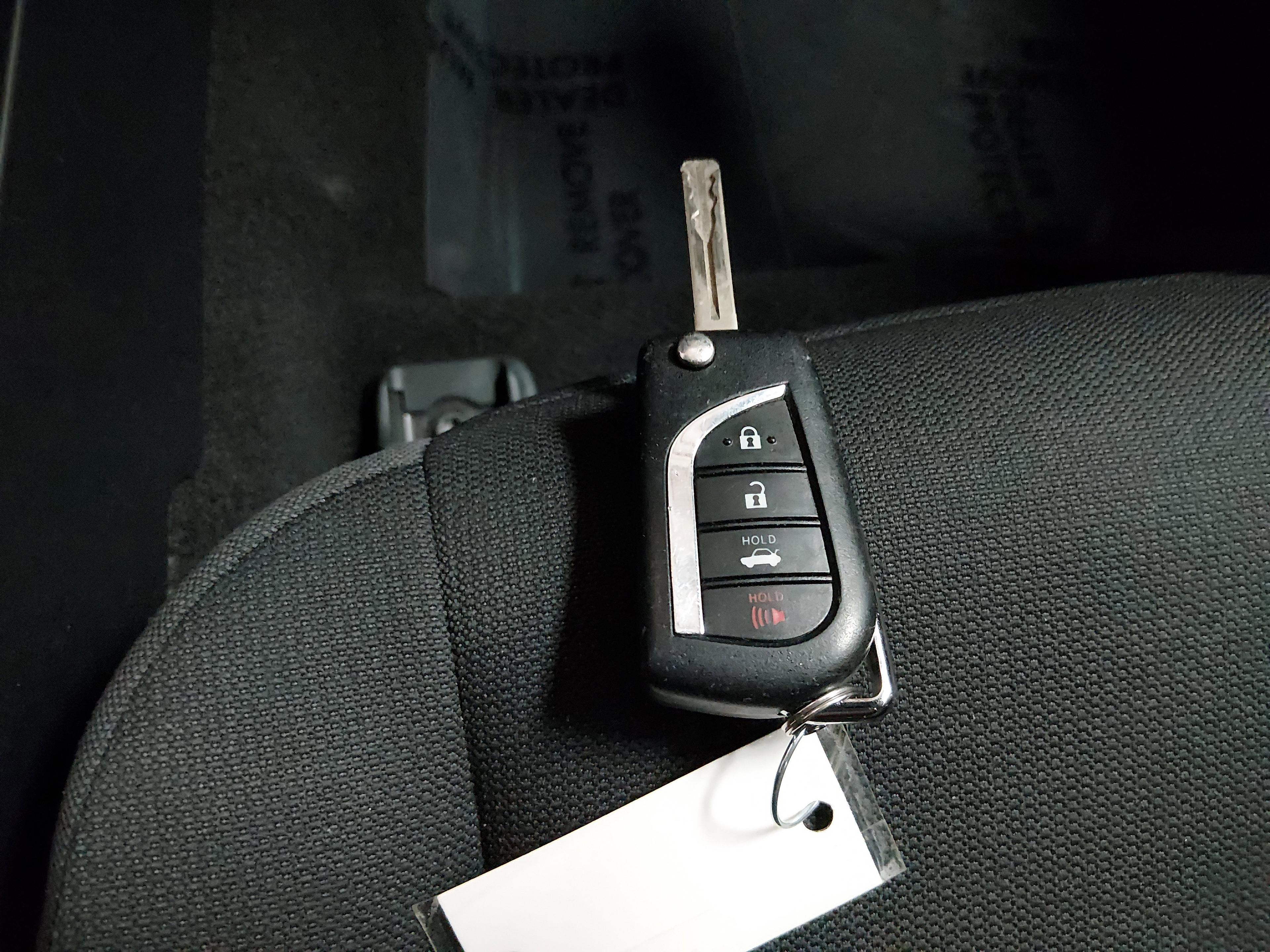 Toyota Corolla Le Cvt - Thumbnail 15