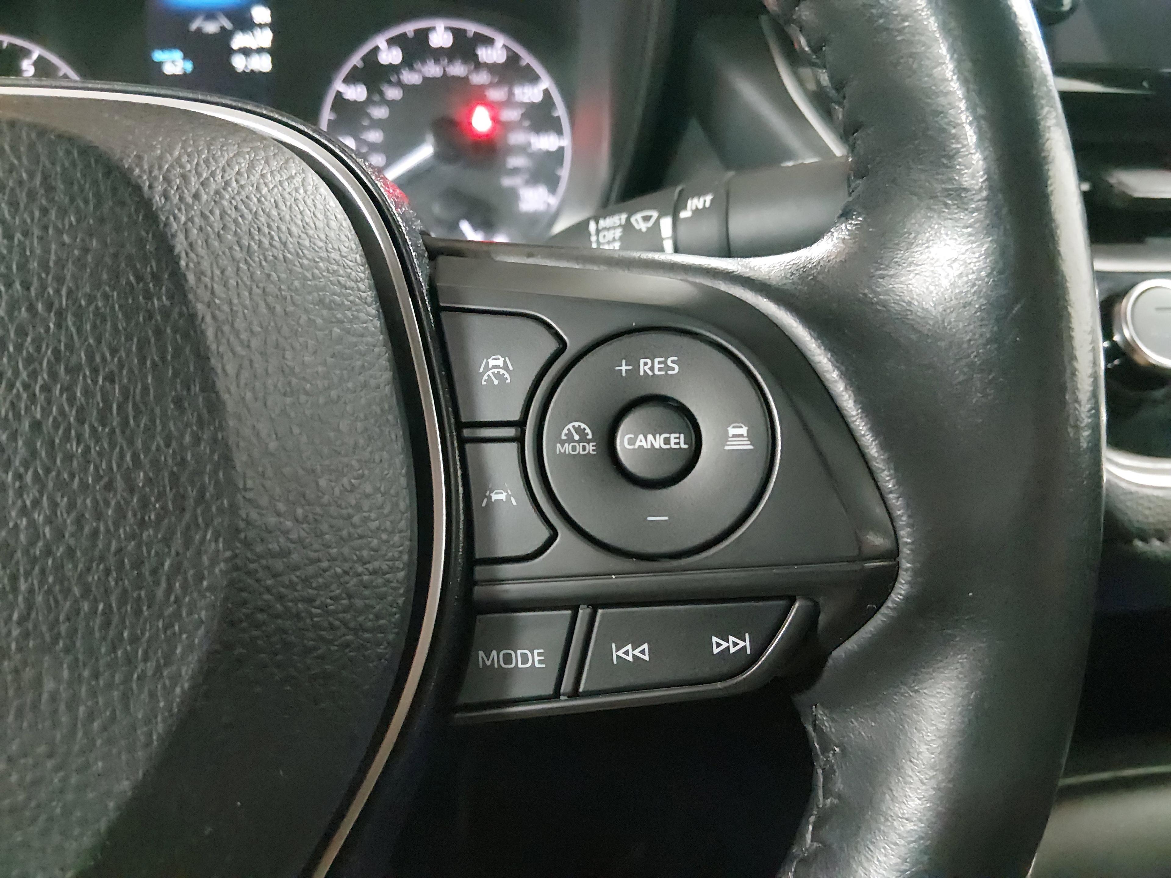 Toyota Corolla Se Cvt - Thumbnail 17