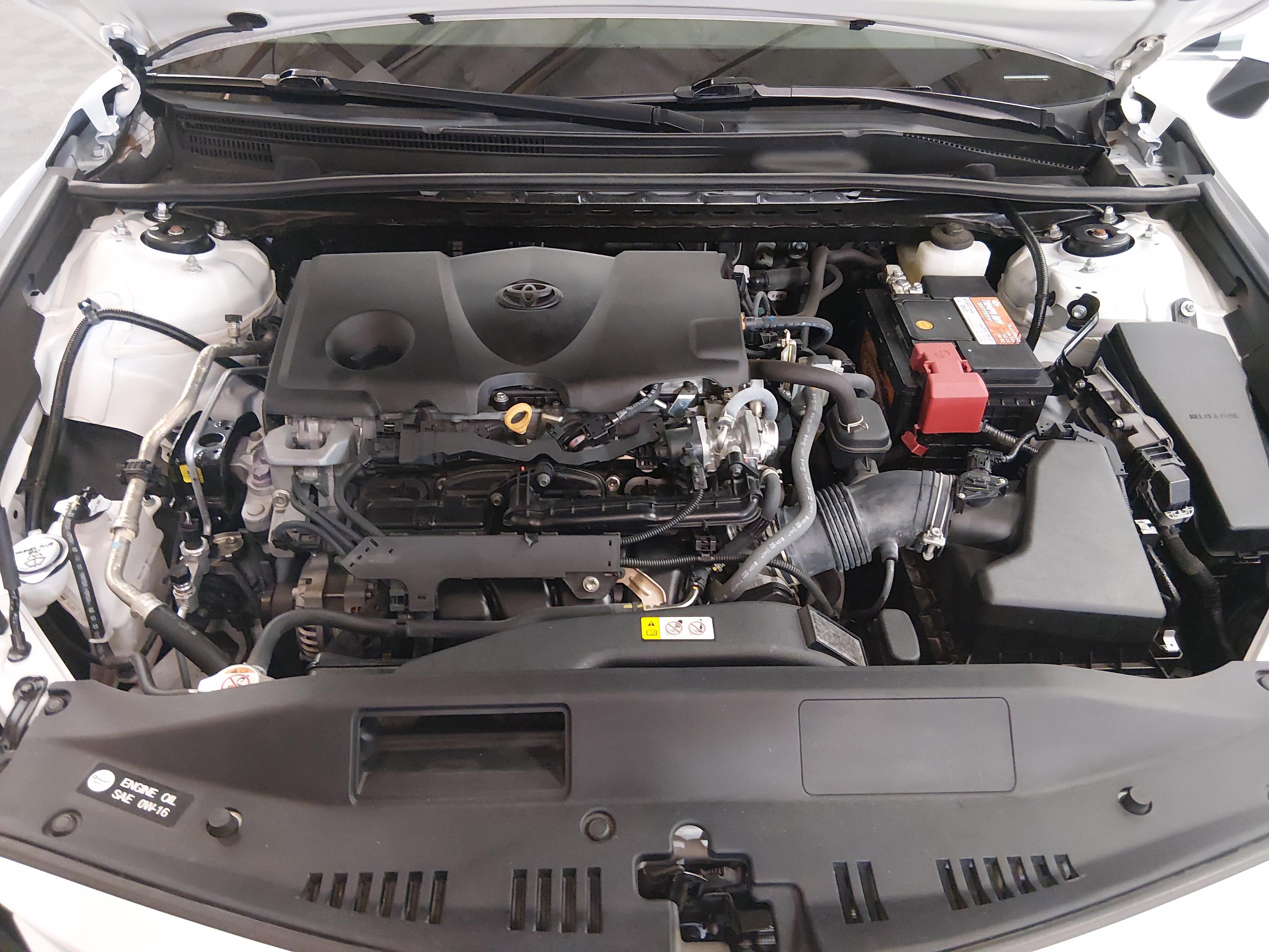 Toyota Camry Le Auto - Thumbnail 9