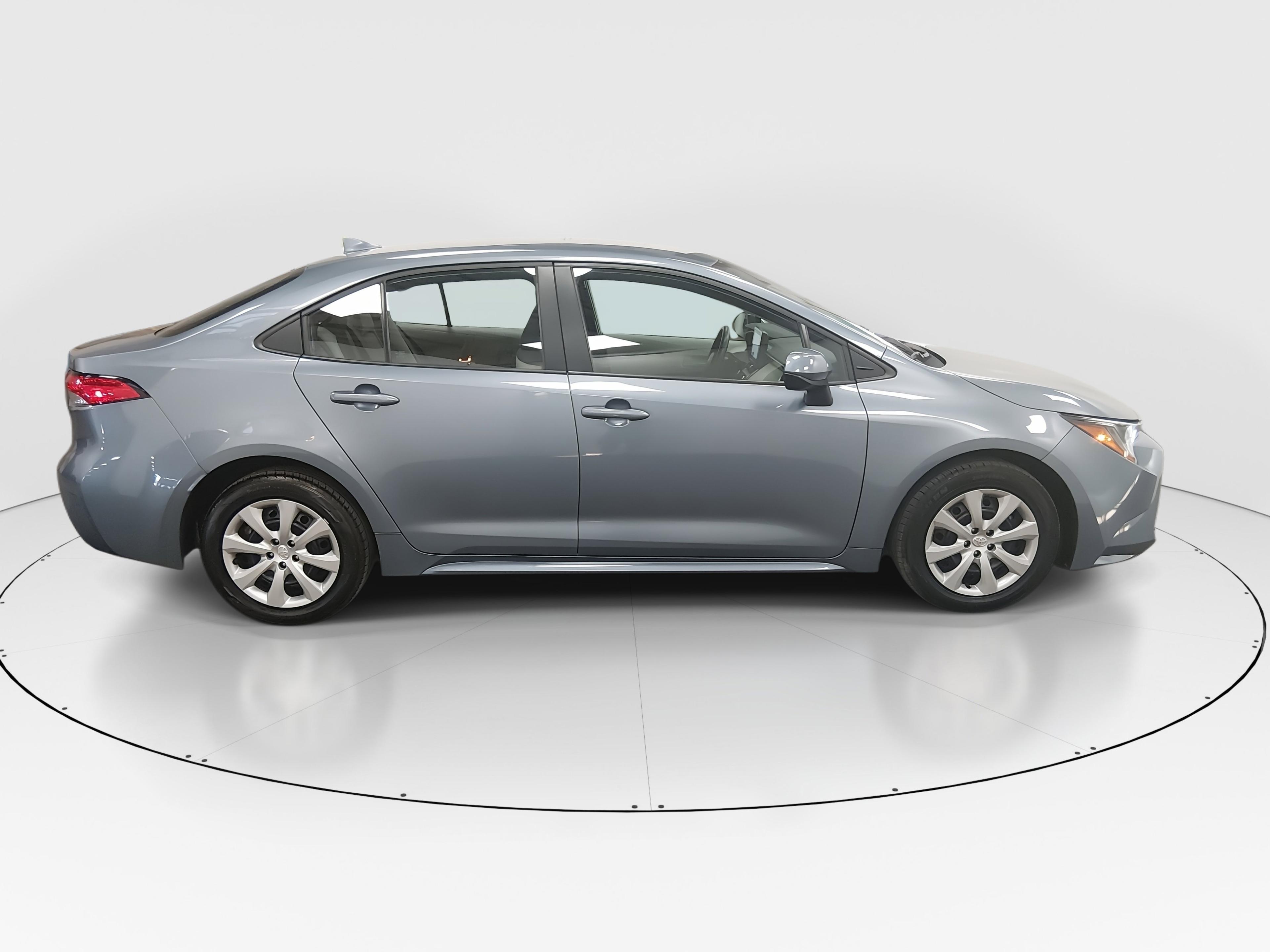 Toyota Corolla Le Cvt - Thumbnail 8