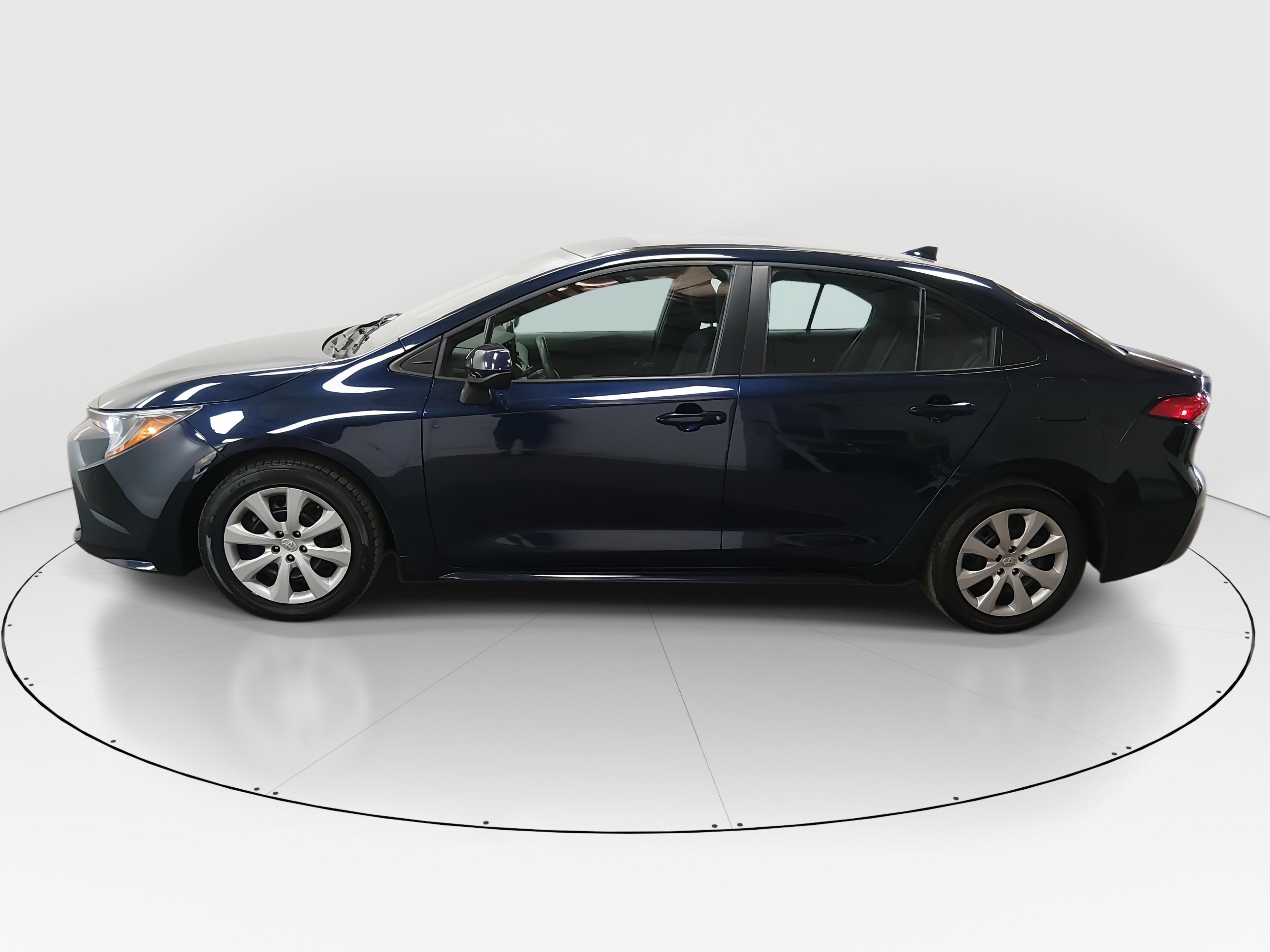 Toyota Corolla Le Cvt - Thumbnail 4