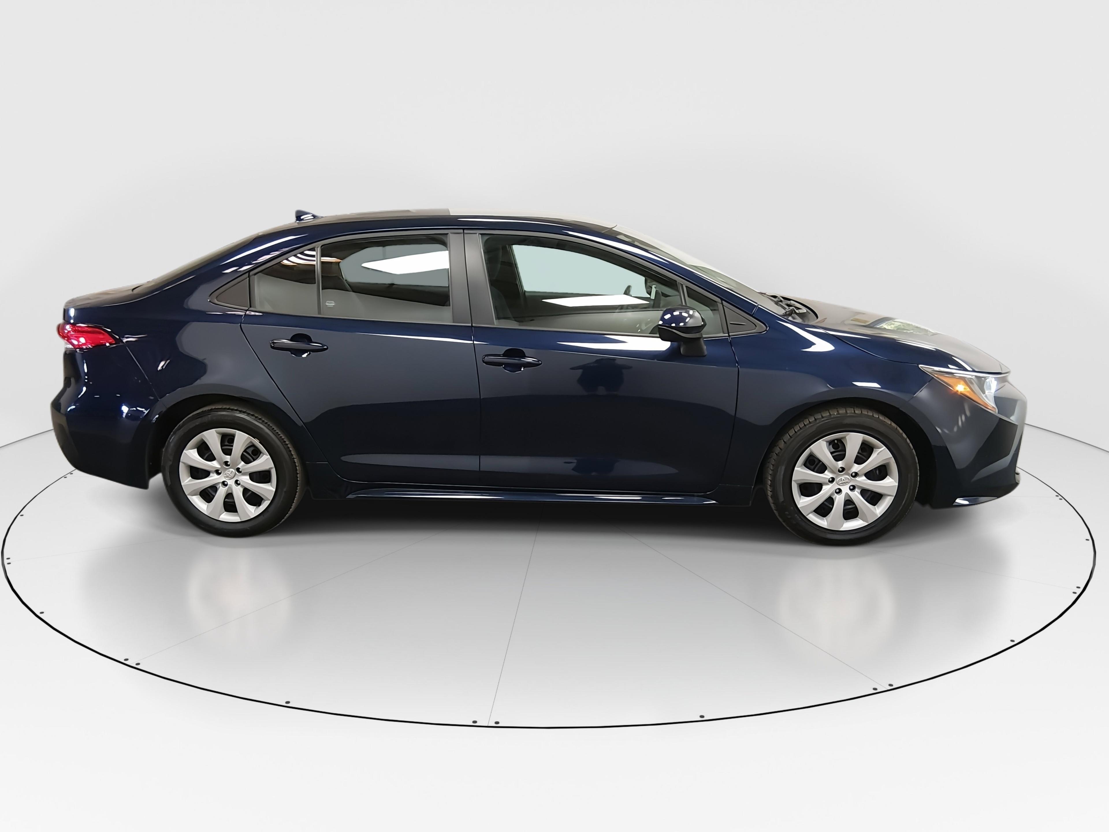 Toyota Corolla Le Cvt - Thumbnail 8