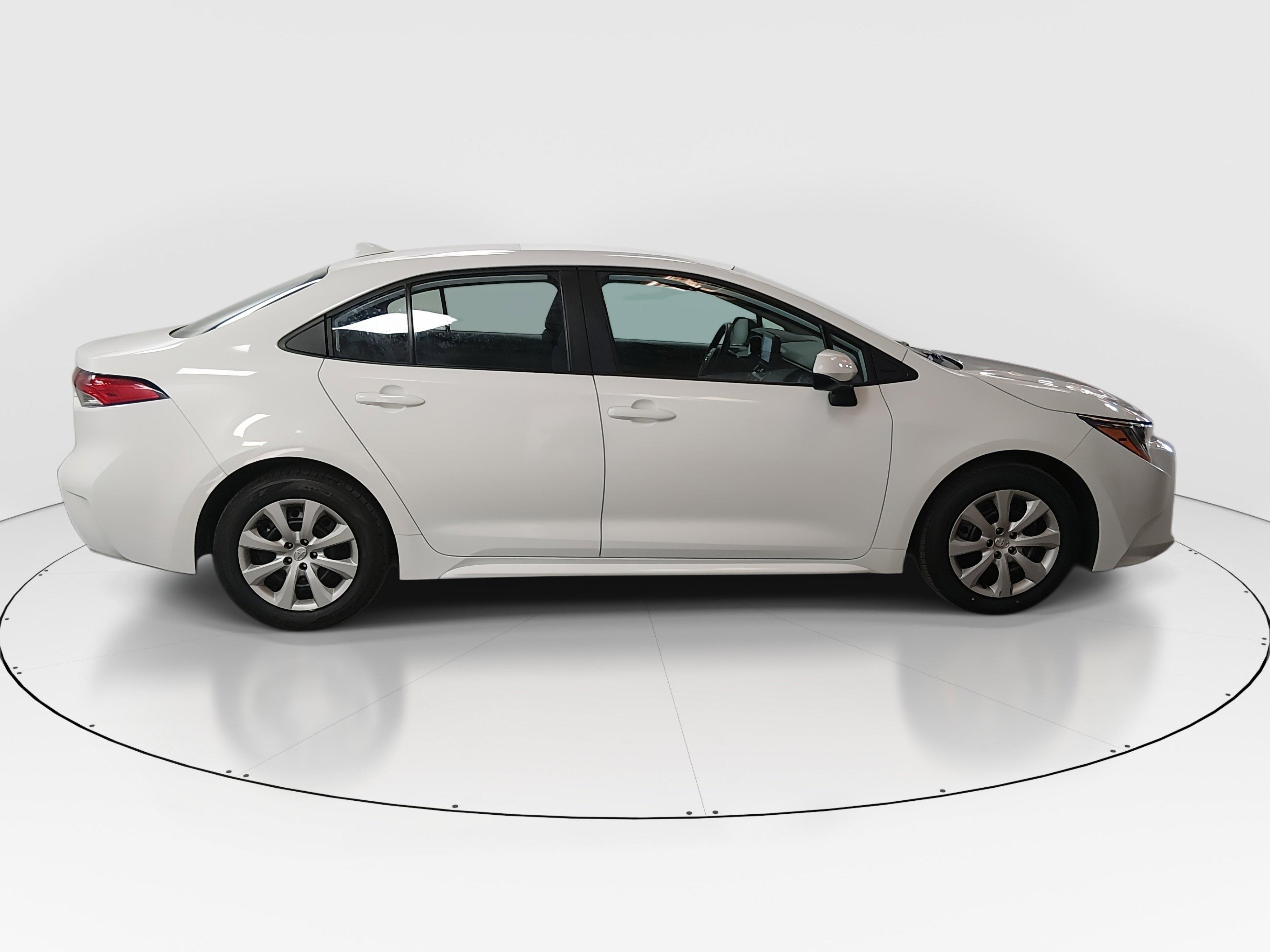 Toyota Corolla Le Cvt - Thumbnail 8