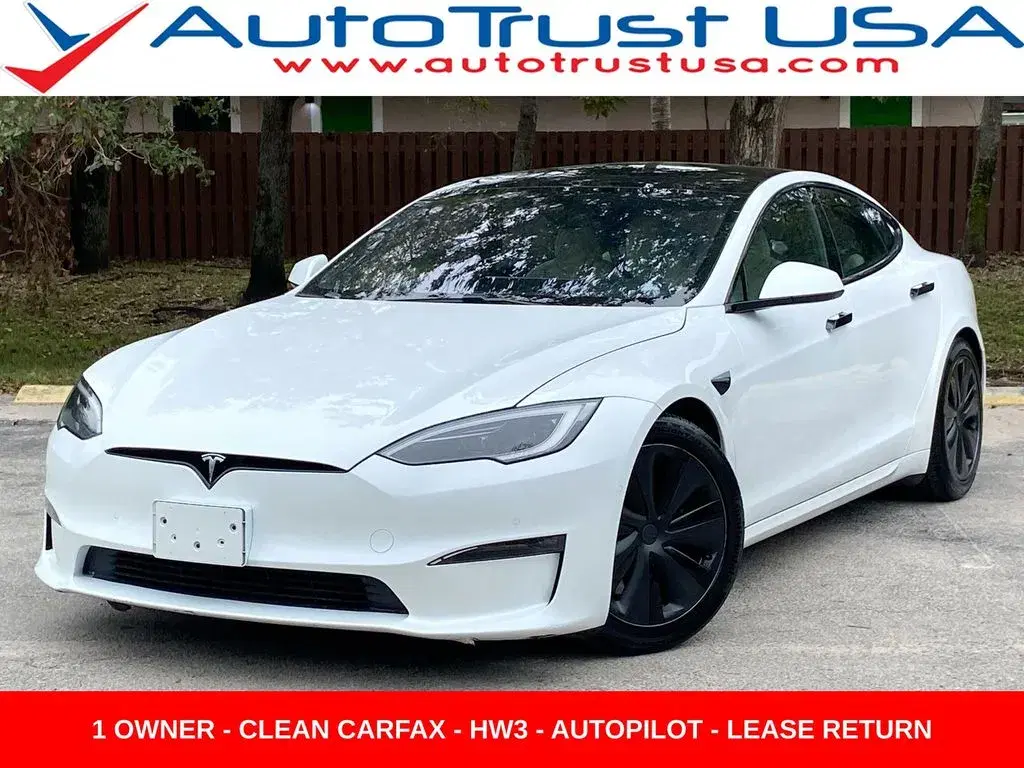 Tesla Model S Standard Range - Thumbnail 2