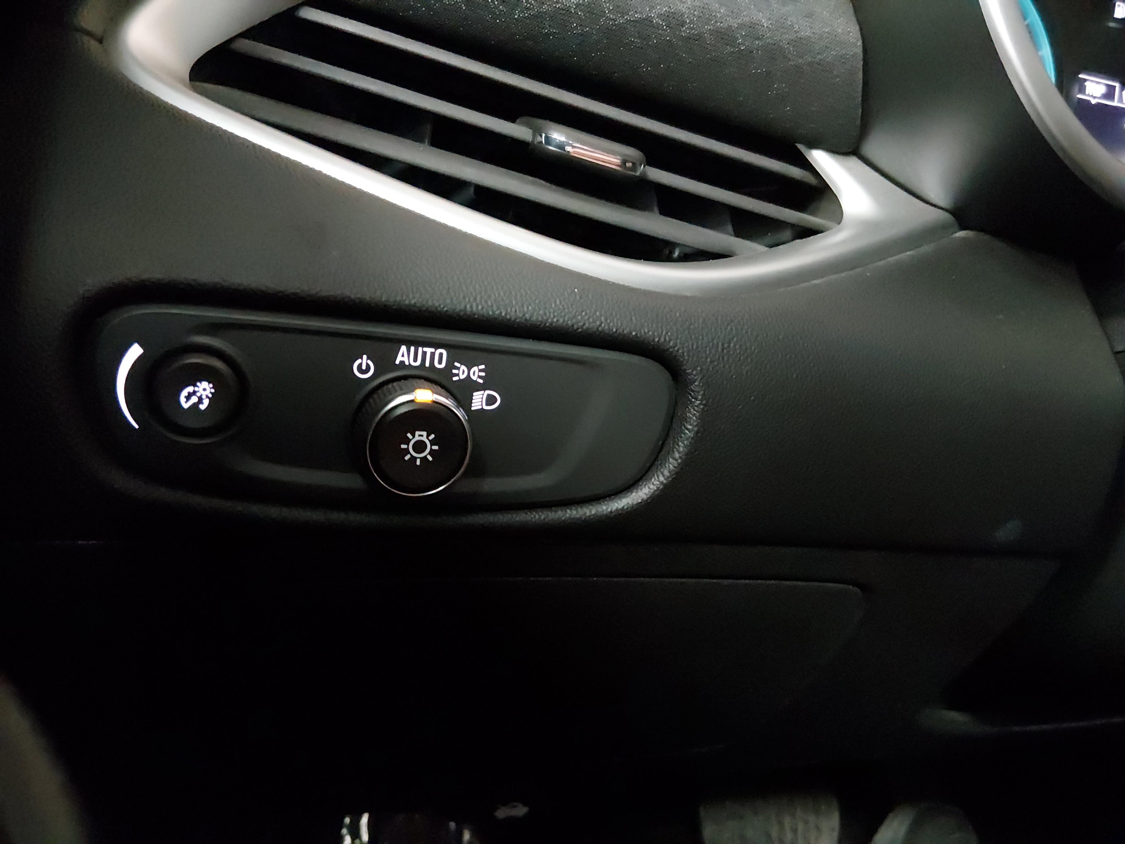 Chevrolet Malibu 4Dr Sdn 1Lt - Thumbnail 13