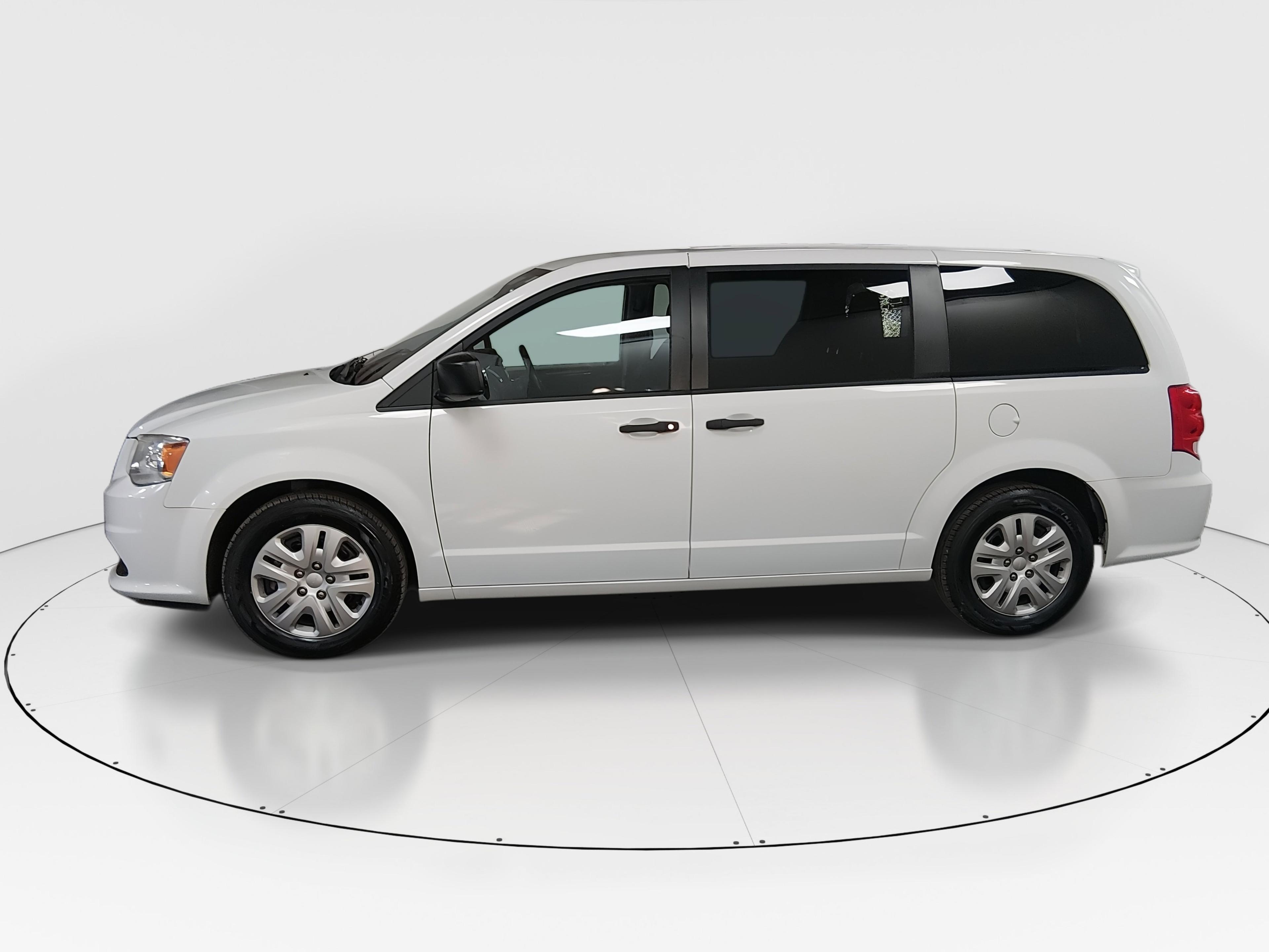 Dodge Grand Caravan - Thumbnail 4
