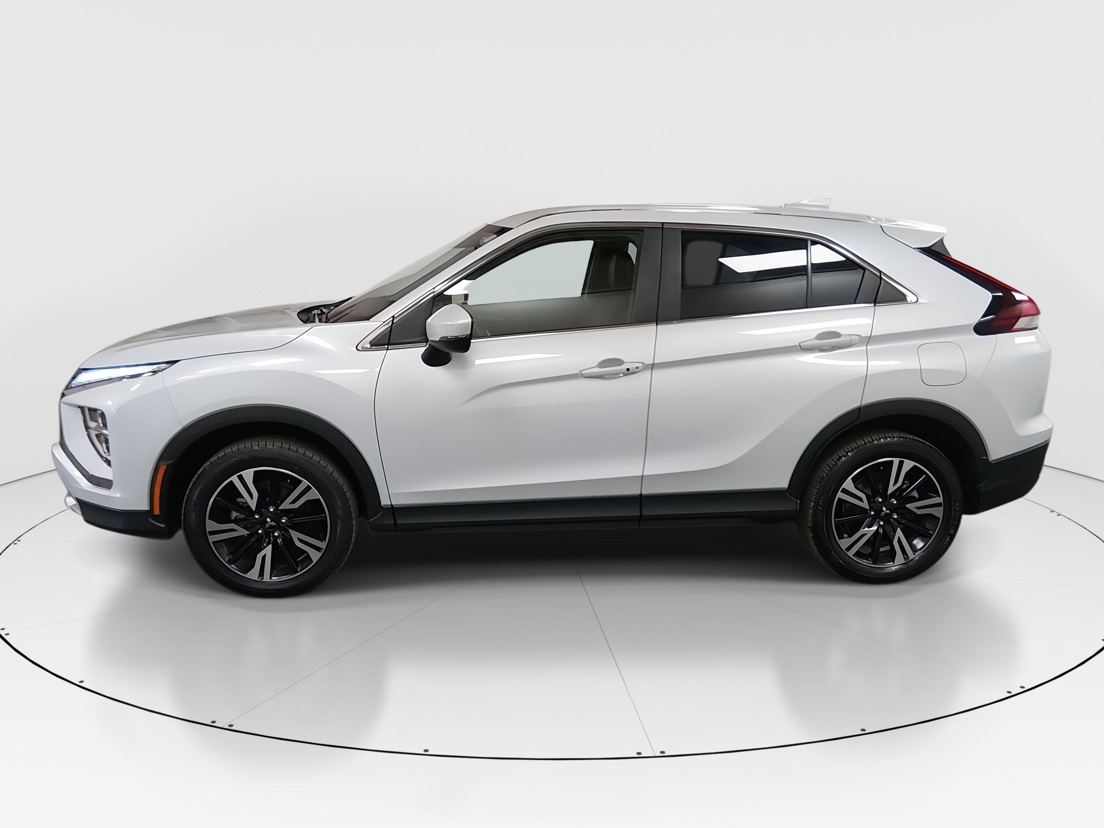 Mitsubishi Eclipse Cross Se S-Awc - Thumbnail 4