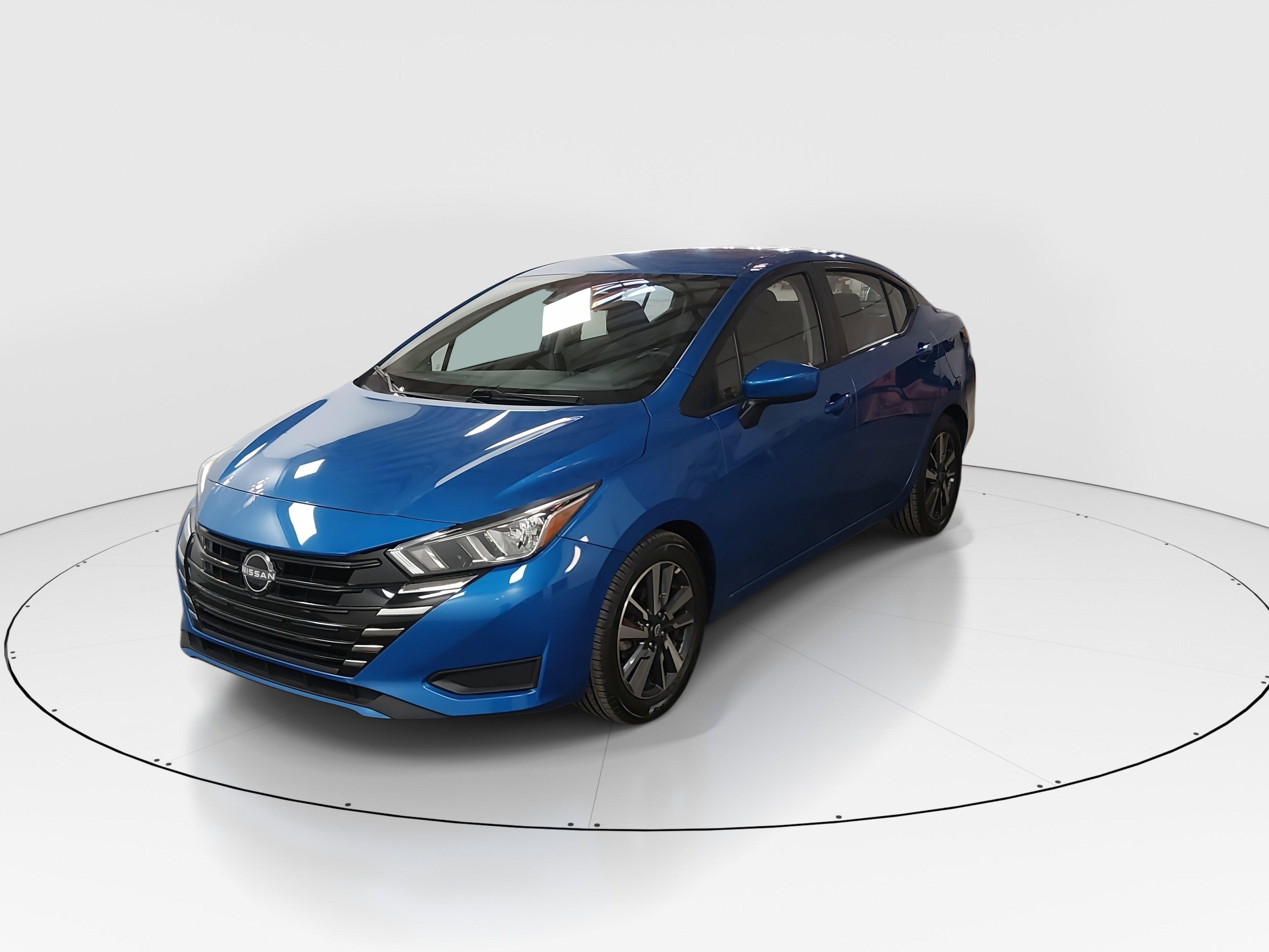 Nissan Versa Sv Cvt - Thumbnail 3