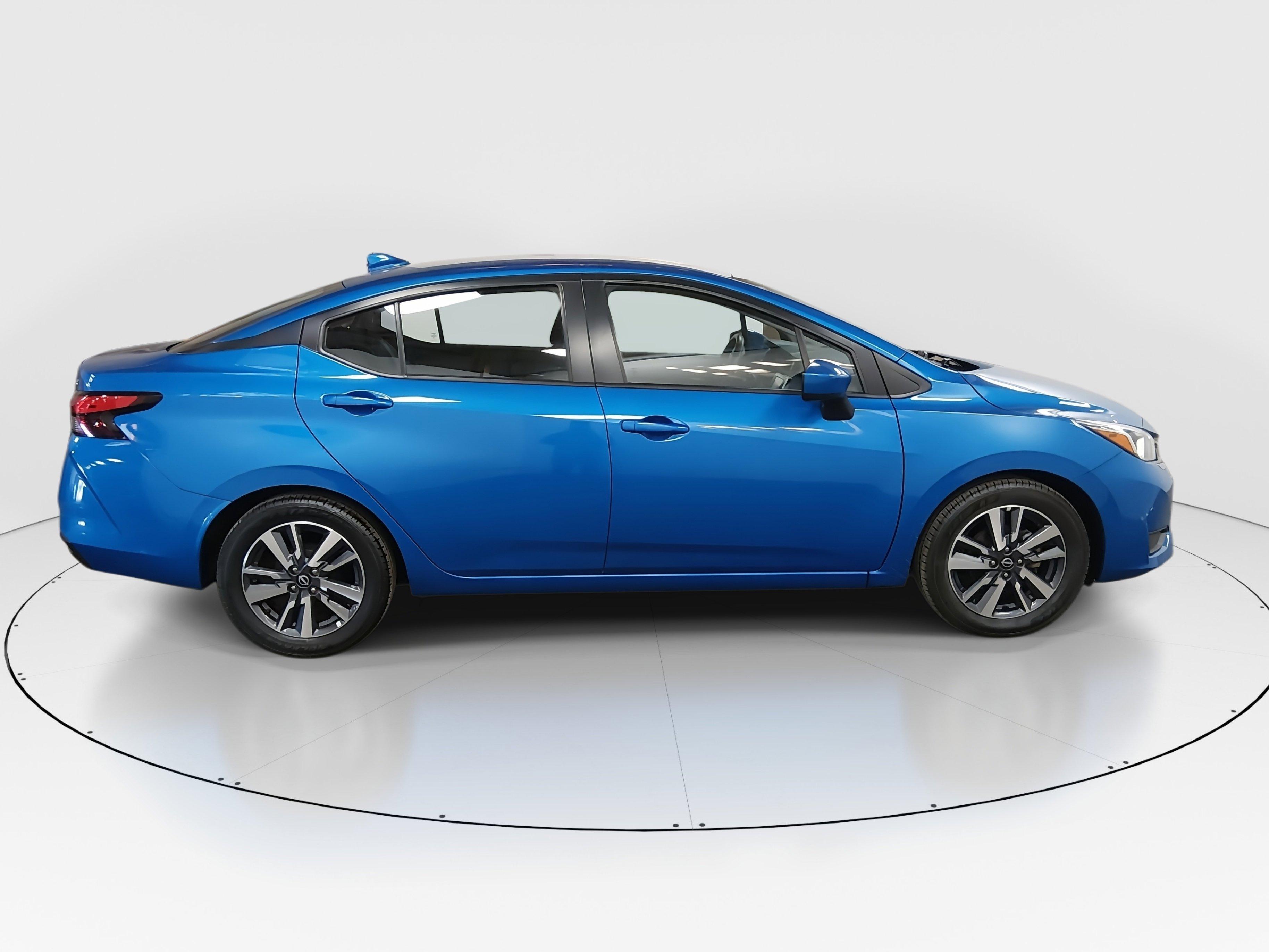 Nissan Versa Sv Cvt - Thumbnail 8